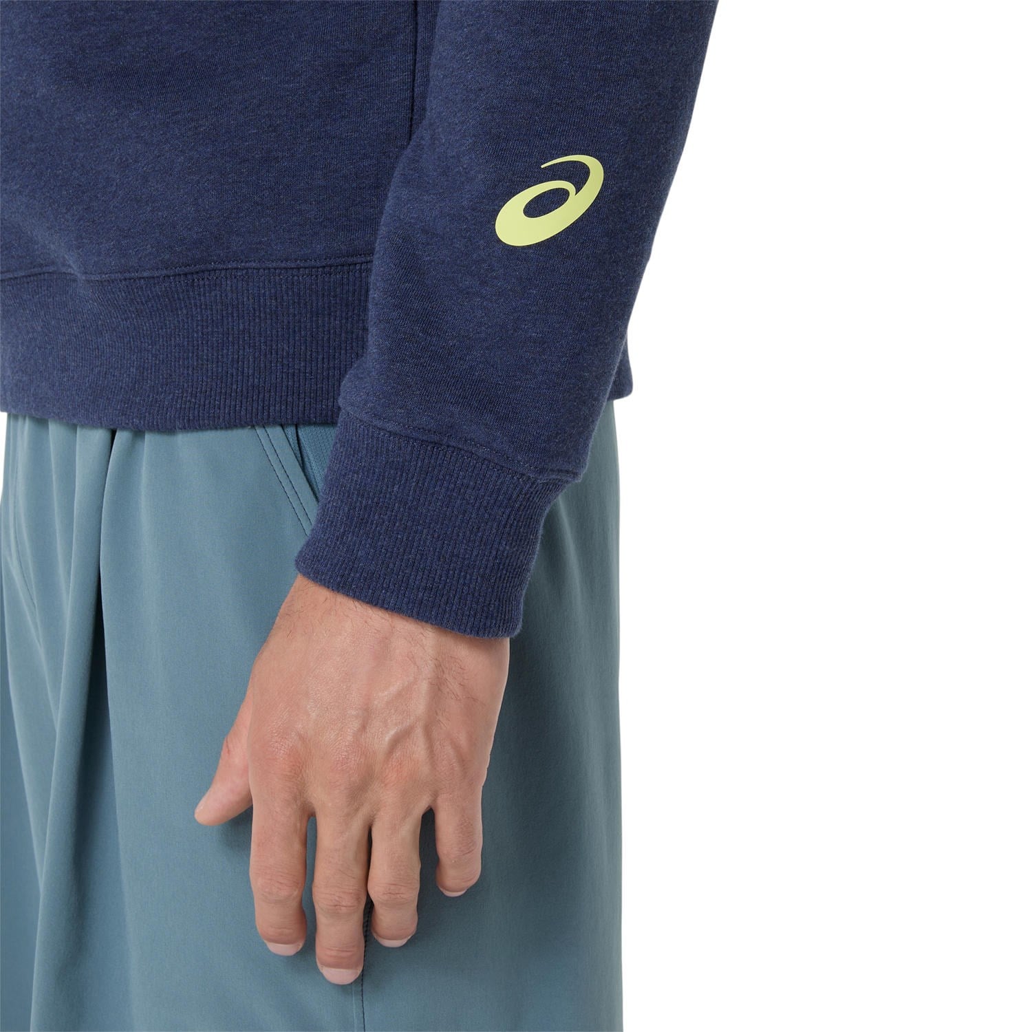 COURT CORE GRAPHIC HALF ZIP SWEATSHIRT