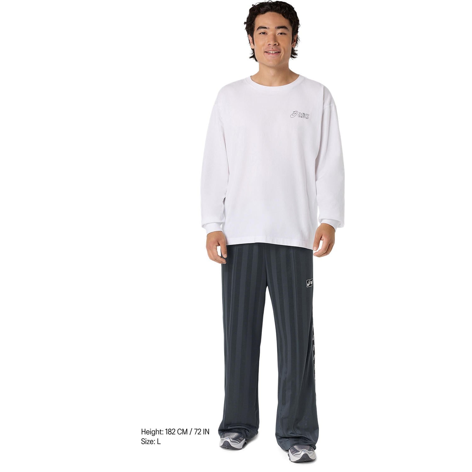 GRAPHIC LONG SLEEVE TEE