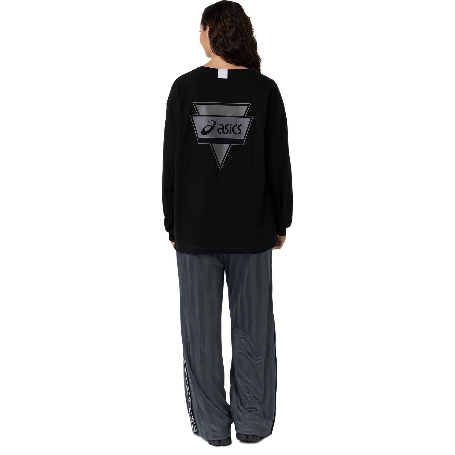 GRAPHIC LONG SLEEVE TEE