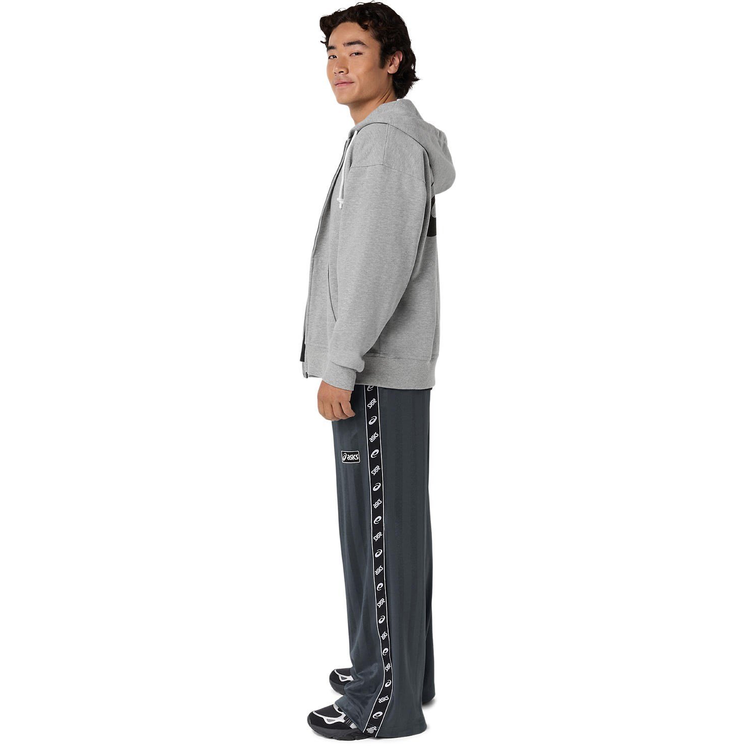 LOGO ZIP-UP HOODIE