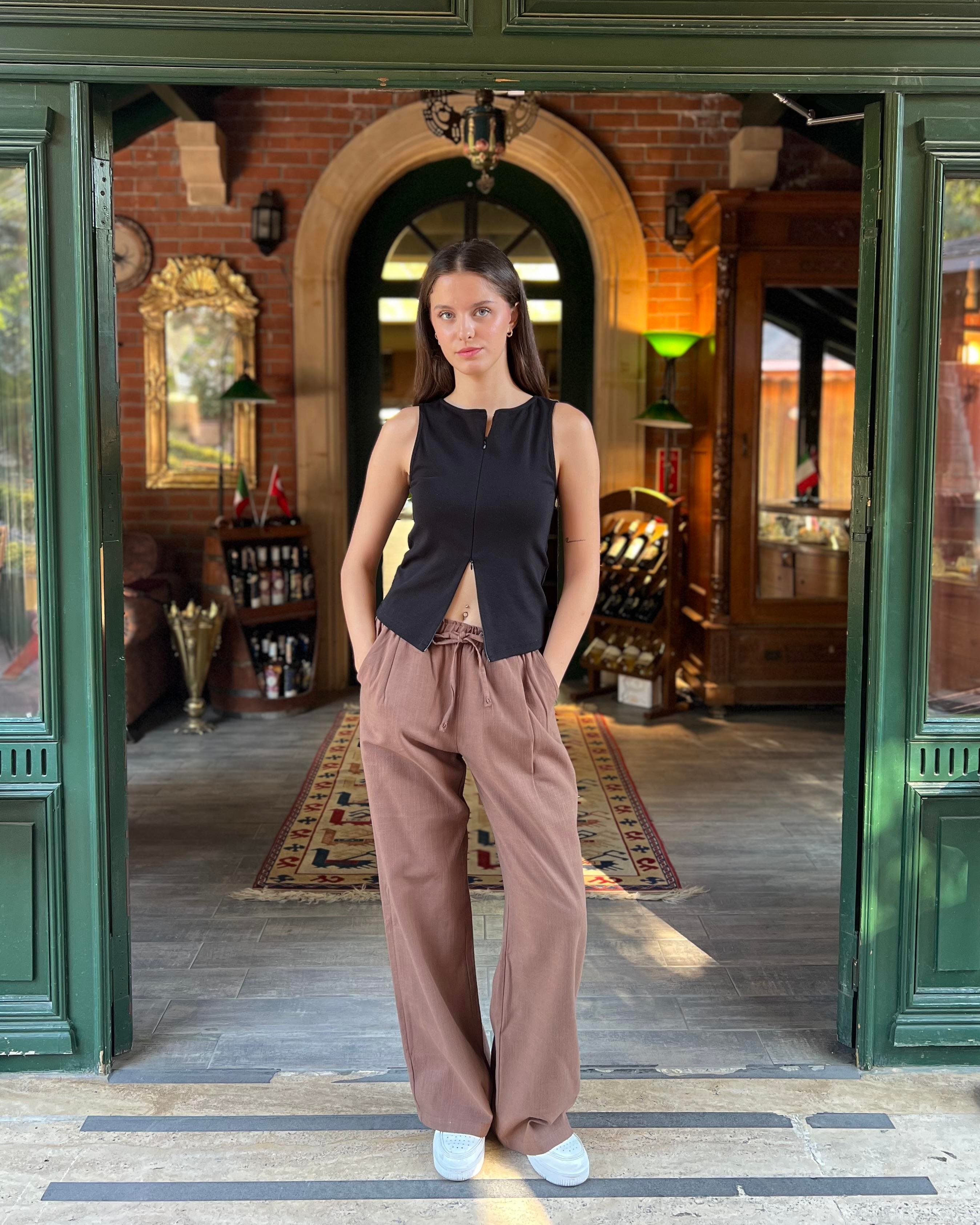 Kahverengi Beli Büzgülü Wide Leg Kumaş Pantolon 