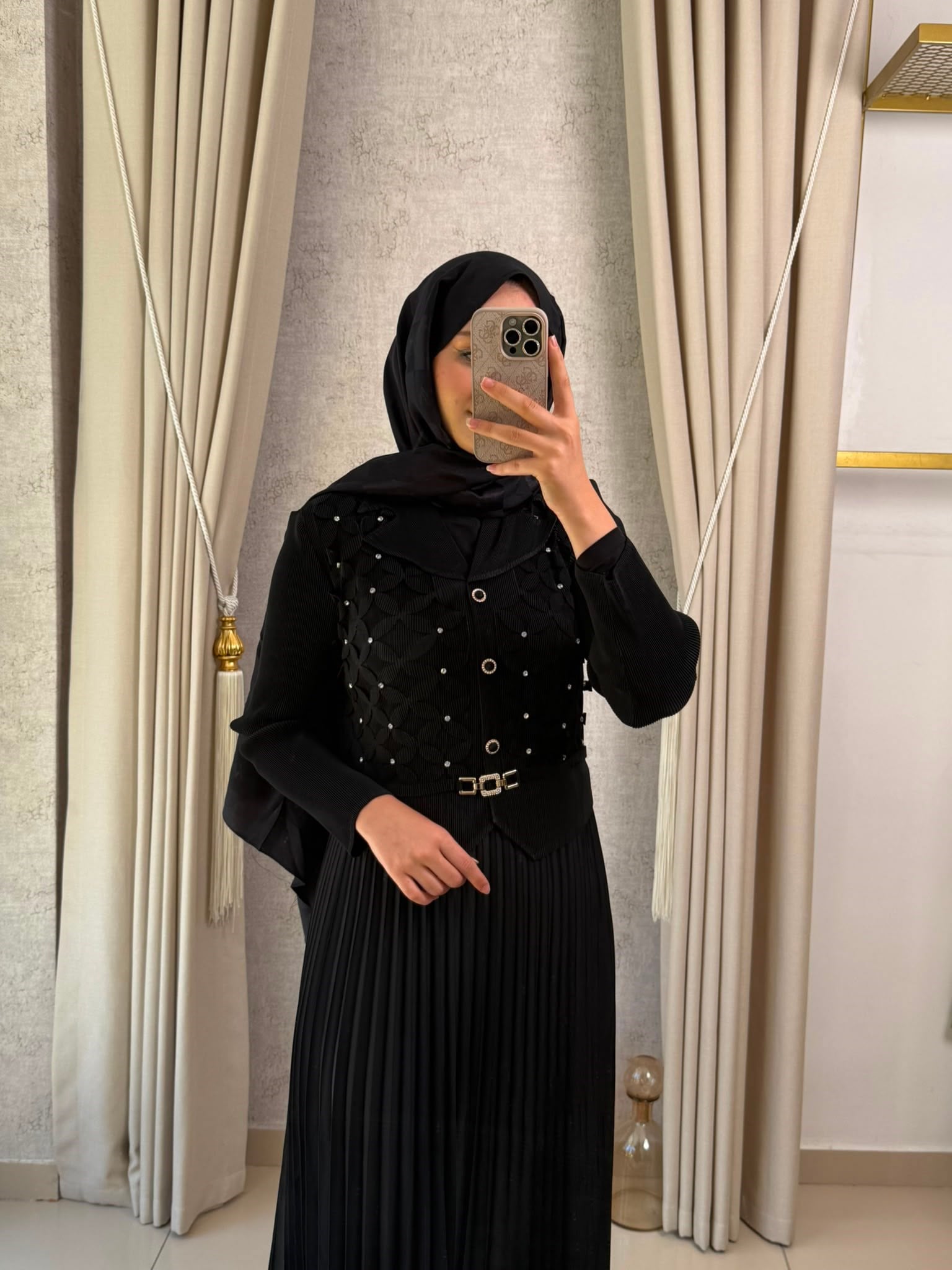 MMZ Lazer Kesim Detaylı Akordiyon Elbise Siyah