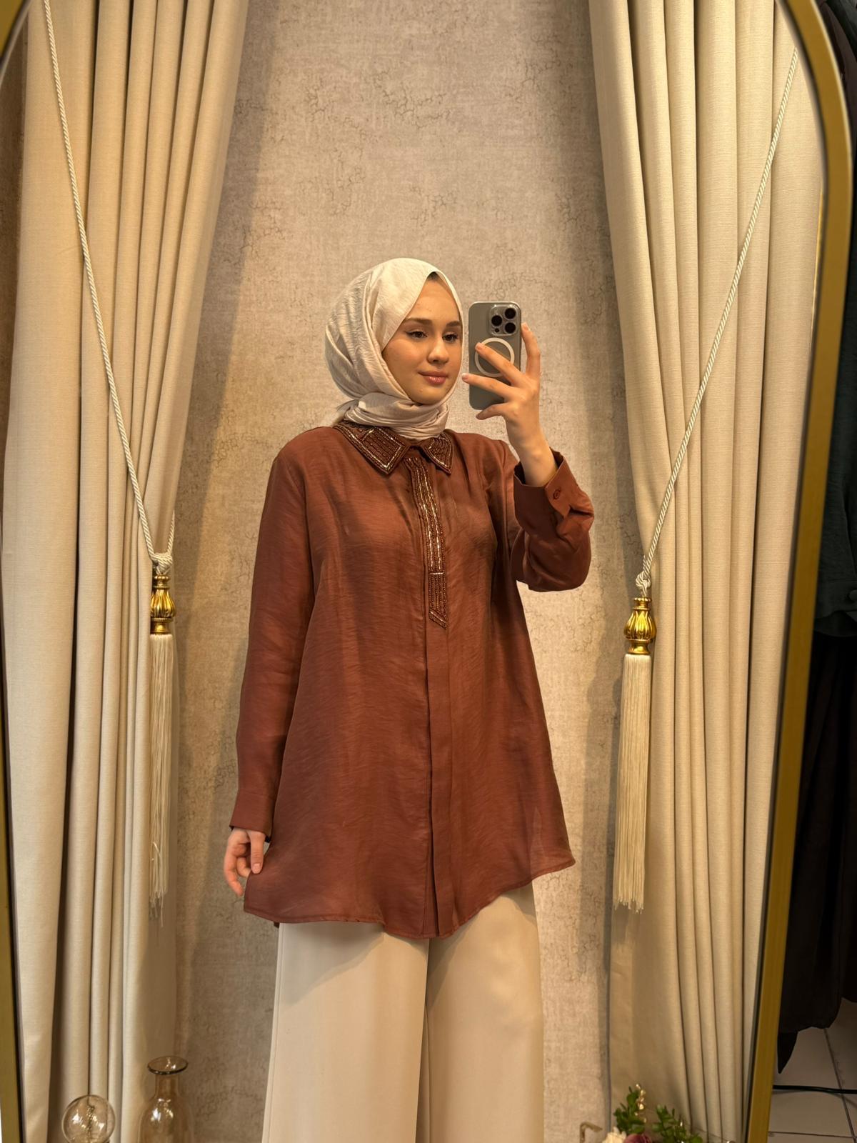 Lissmore 6316 Yaka Boncuk İşlemeli Gömlek Kiremit