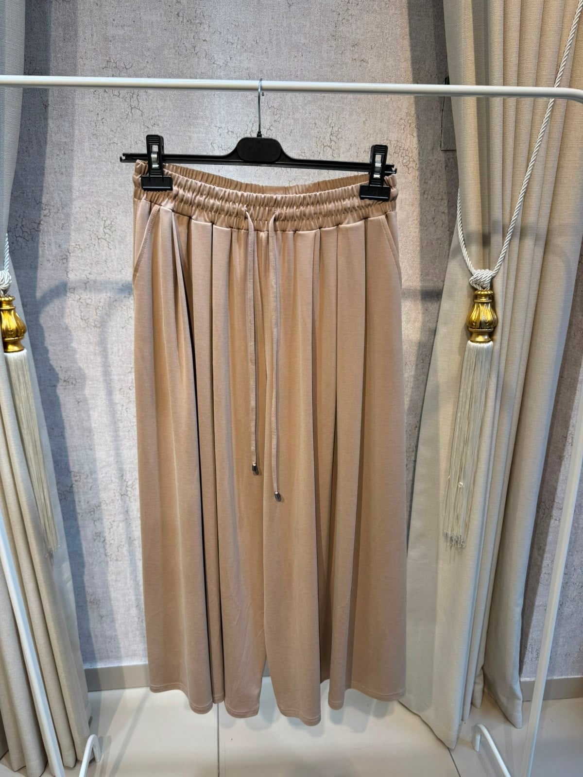 Sentez 5664 Pileli Geniş Paça Pantolon bej
