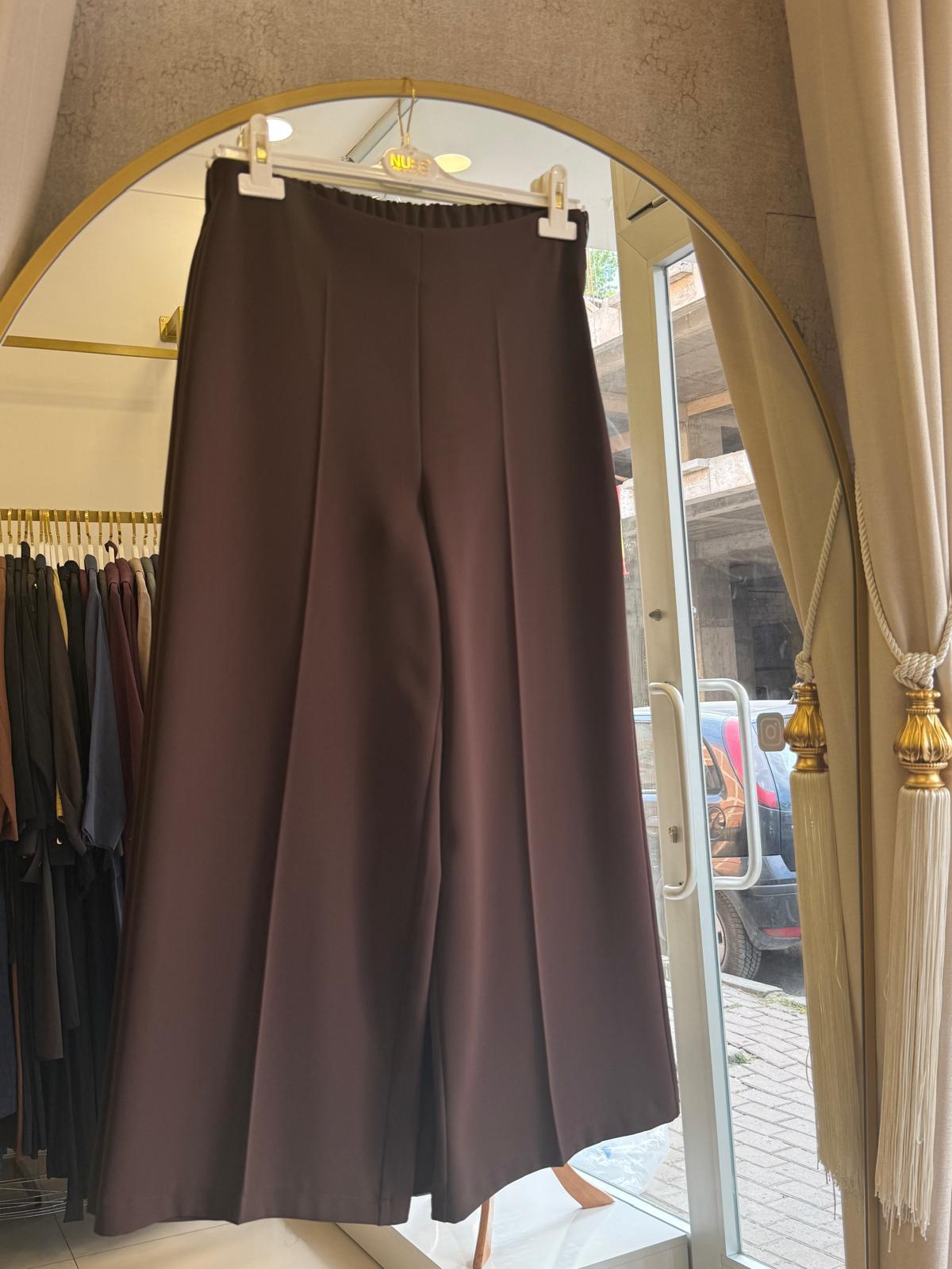 Sentez Arkası Lastikli Kısa Geniş Paça Pantolon 5386 Kahverengi