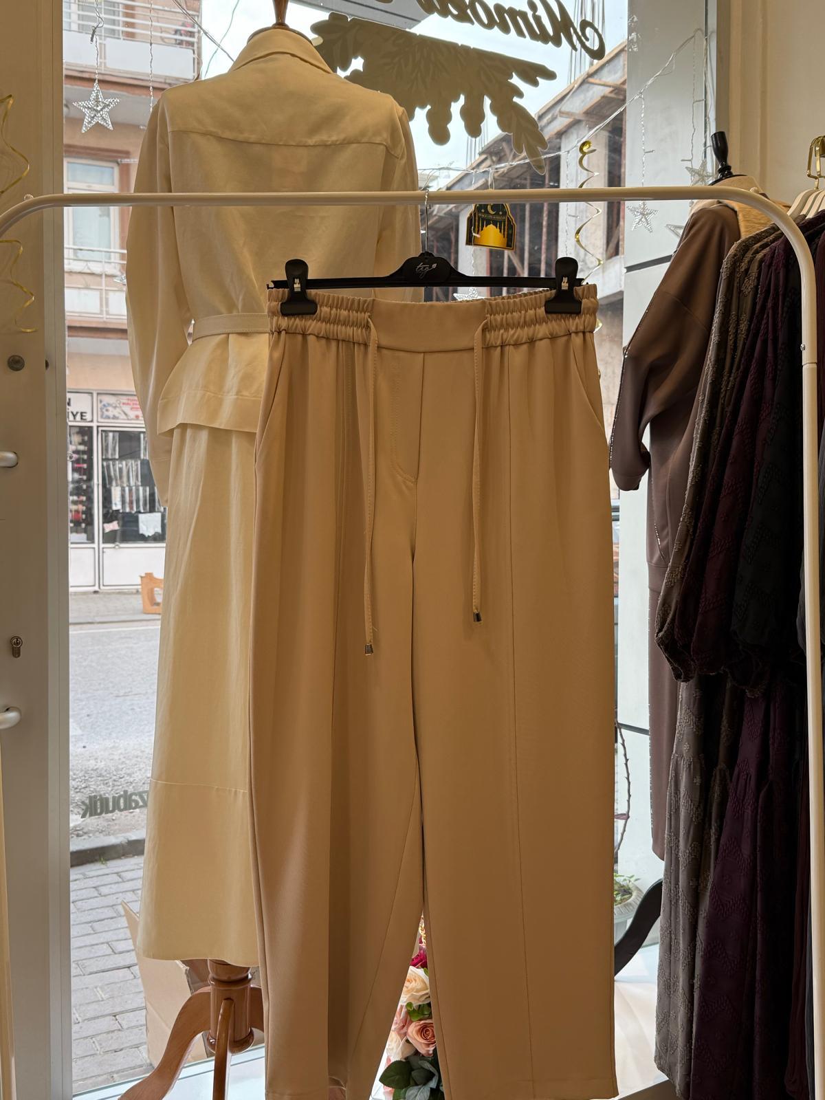 Sentez Elegance Beli Lastikli Dar Paça Pantolon Taş