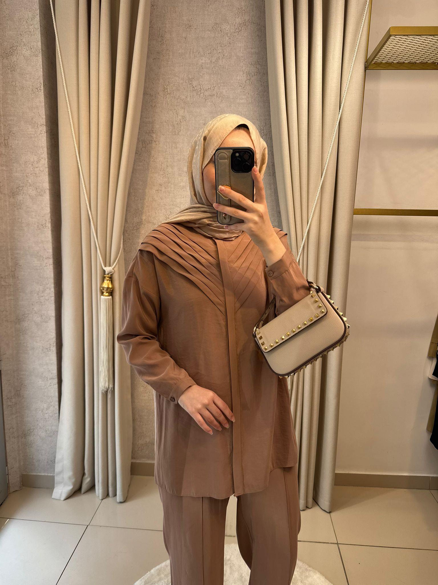 Nuss 1071 Pantolonlu Takım Çikolata