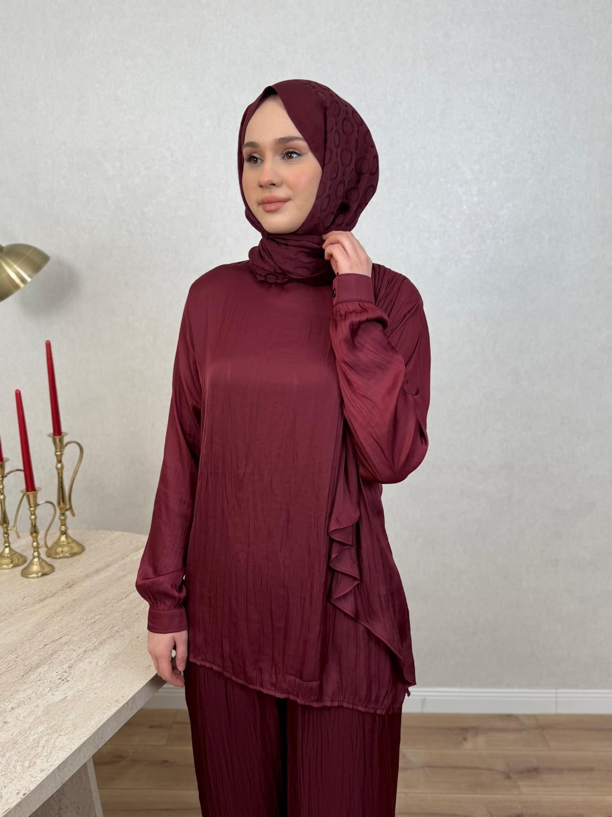Tığ Triko 5082 Metal Tokalı Fular Detaylı Pantolonlu Takım Bordo