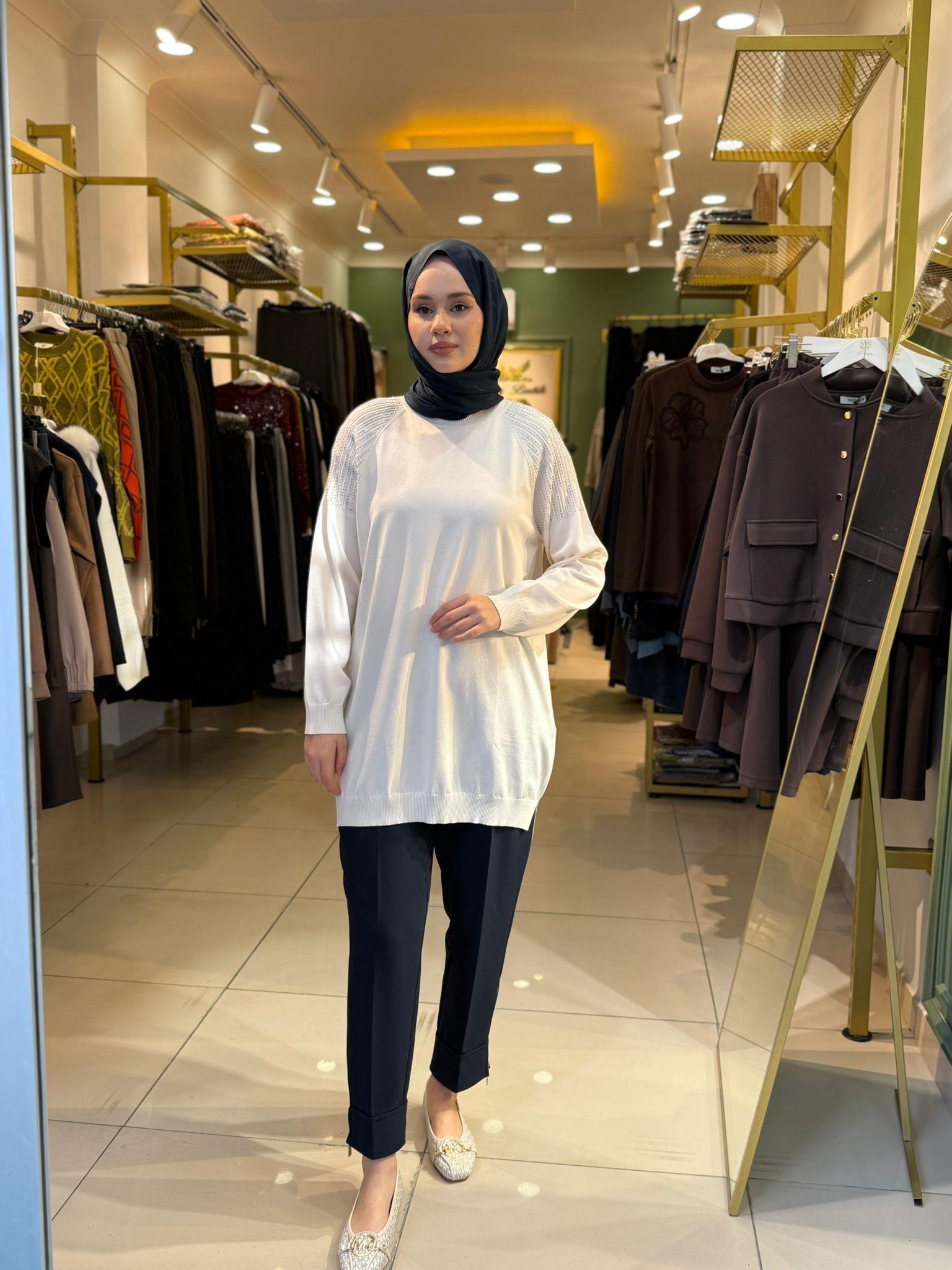 Tığ Triko Omuzlar Taş Baskılı Rayon Tunik 21723 Ekru
