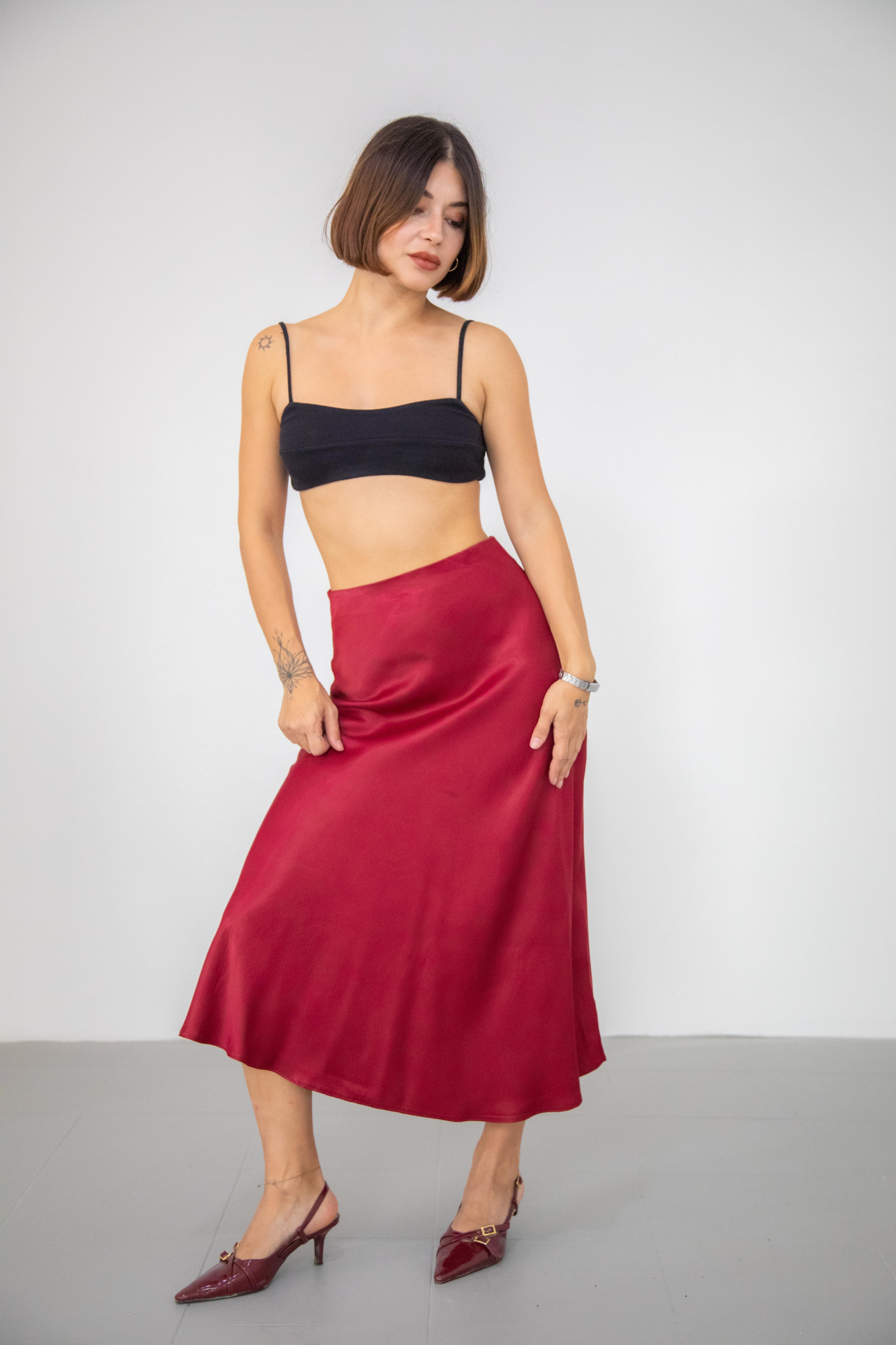 bordo saten etek