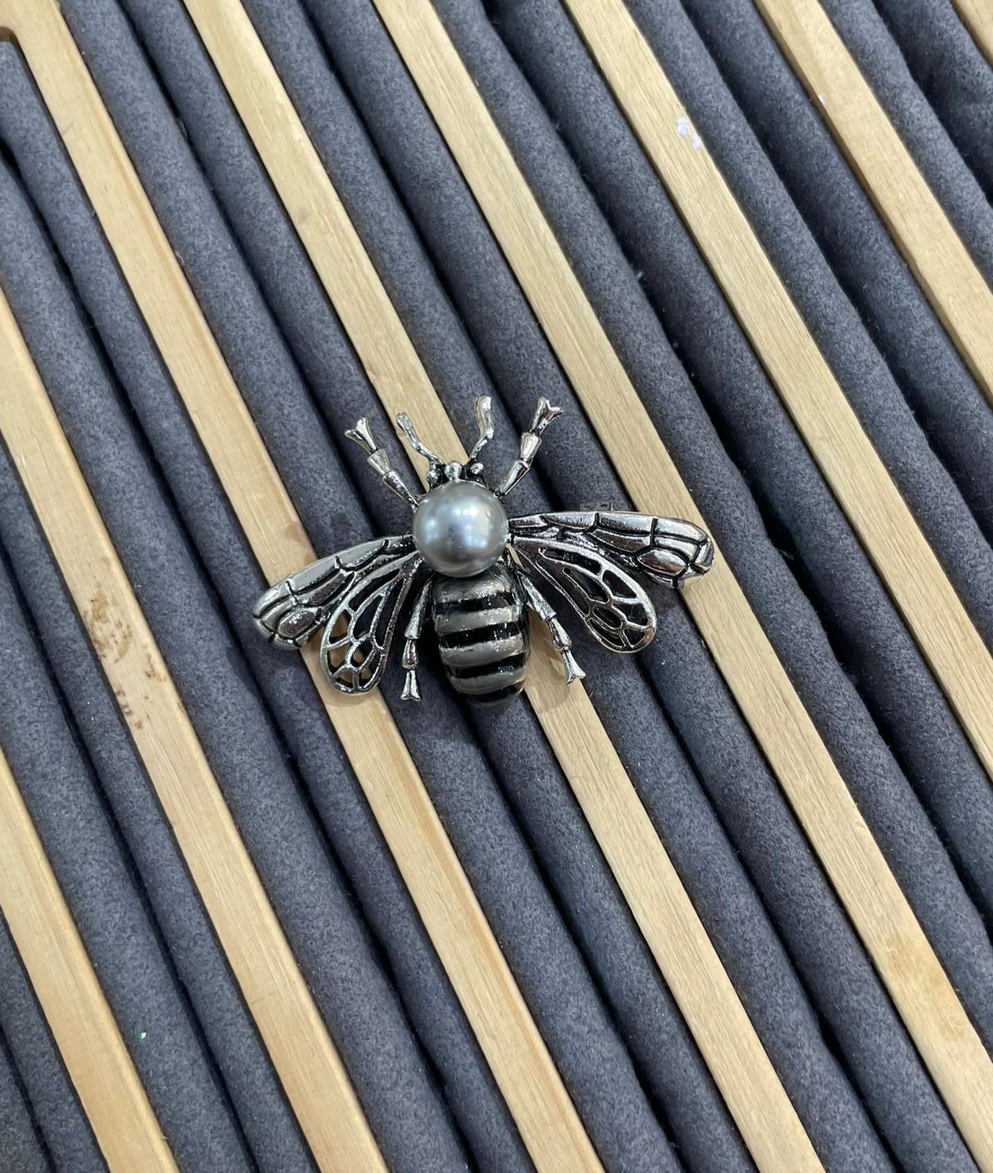 Broş