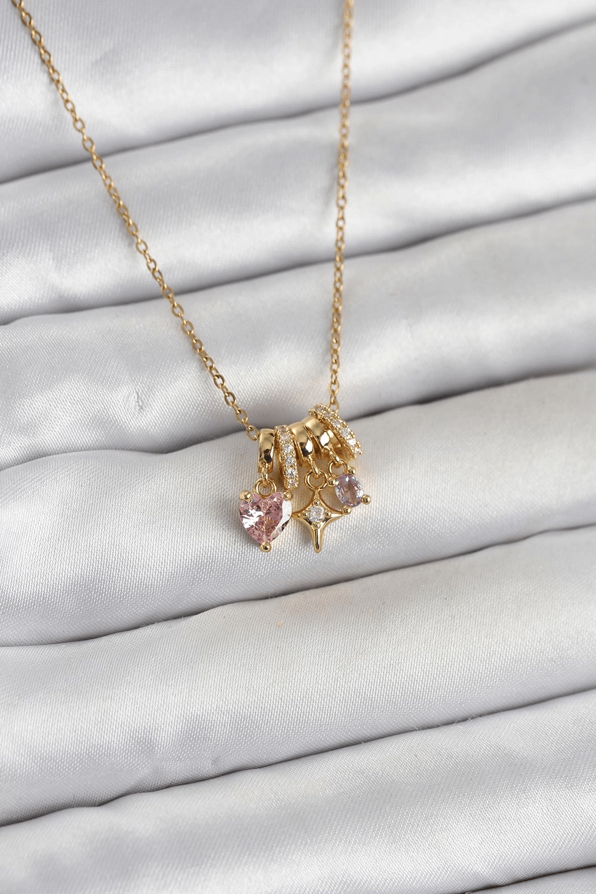316l Çelik Gold Pembe Zirkon Taşlı Charmlı Kadın Kolye