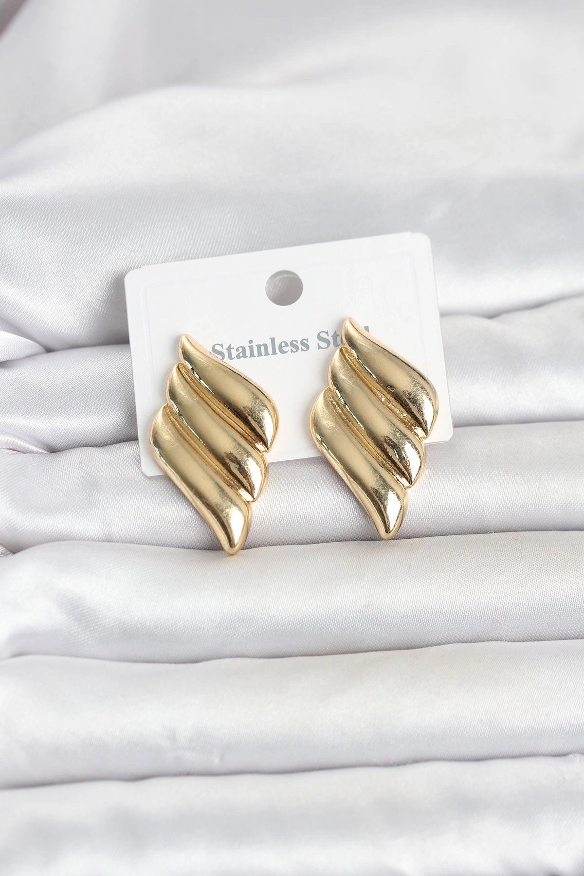 316l Çelik Gold Renk Motif Model Kadın Küpe