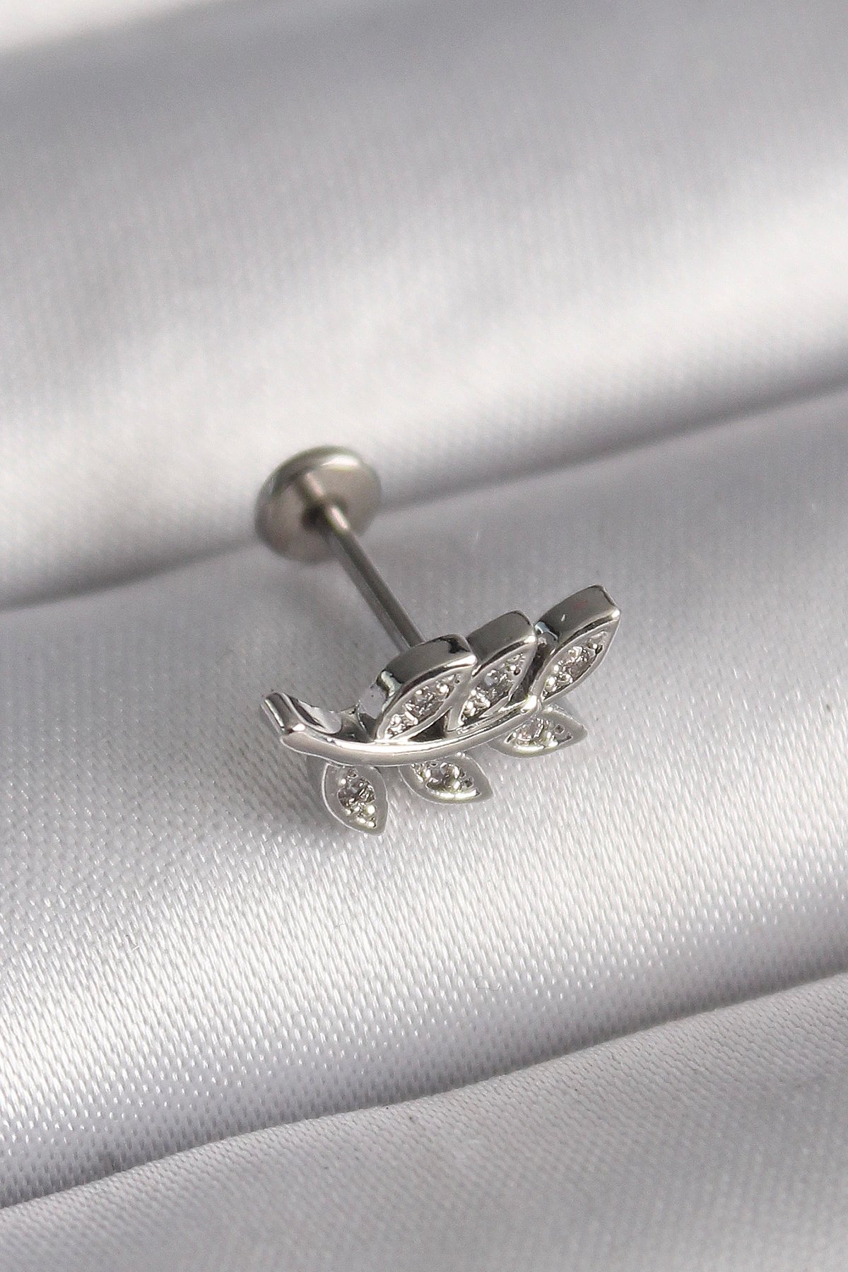316l Çelik Gümüş Renk Dal Model Zirkon Taş Detaylı Tragus Piercing