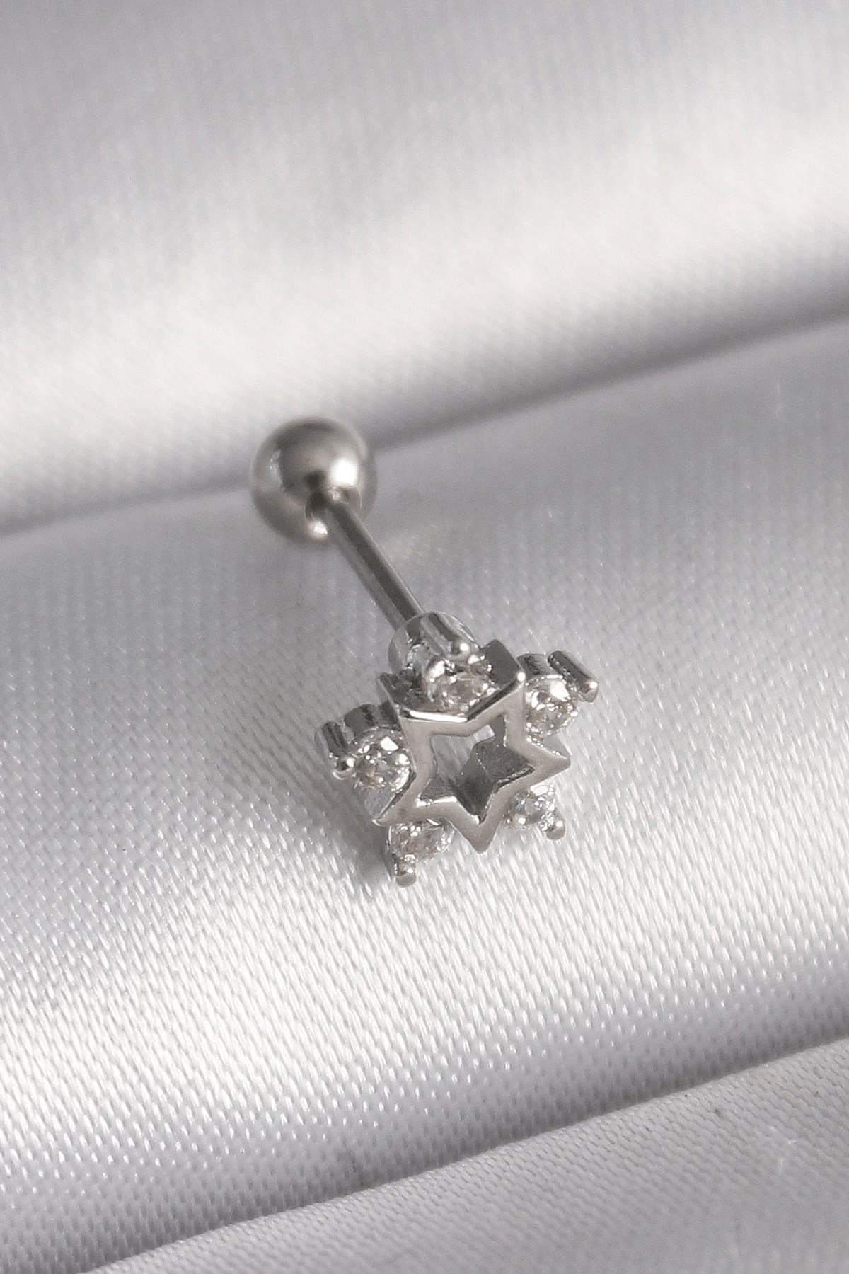 316l Çelik Gümüş Renk Zirkon Taşlı Yıldız Model Tragus Piercing