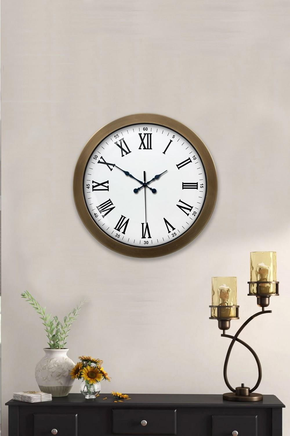 36 cm Eskitme Metal Roma Rakamlı Duvar Saati