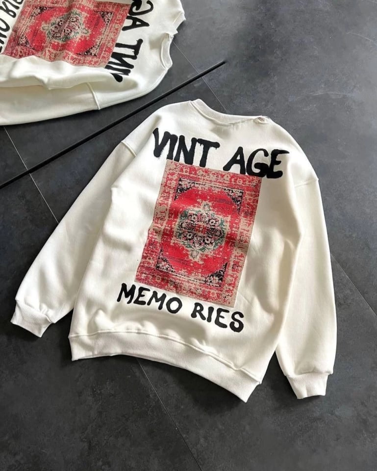 Bisiklet Yaka Üç İplik Baskılı Oversize Sweatshirt - Beyaz