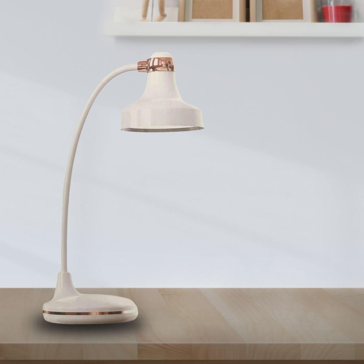 Çarşı Point® Dokunmatik 3 Farklı LED Işıklı Çalışma Masası Üstü Lamba