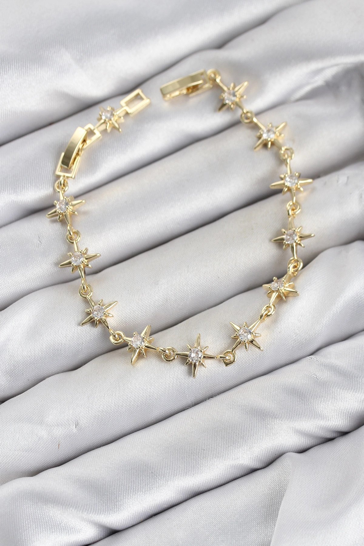 Cm Kutup Yıldızı Model Gold Renk Zirkon Taşlı Kadın Bileklik