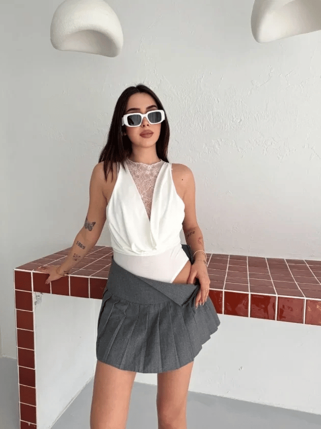 Dantel Detaylı Derin Dekolte Body Şık Kolsuz Yazlık Bodysuit - Beyaz