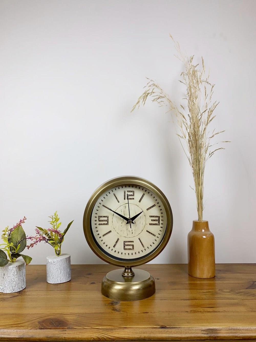Eskitme Metal Vintage Masa Saati 25×20 cm