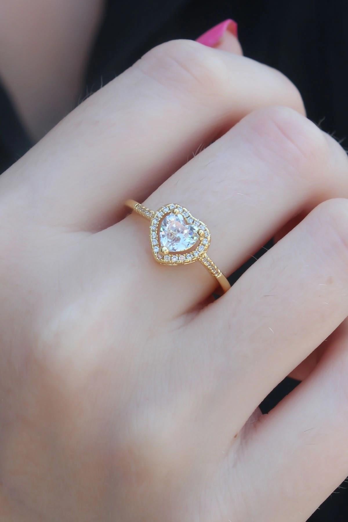 Mey İthalat® Gold Renk Zirkon Taşlı Kalp Model Charm Pirinç Kadın Yüzük