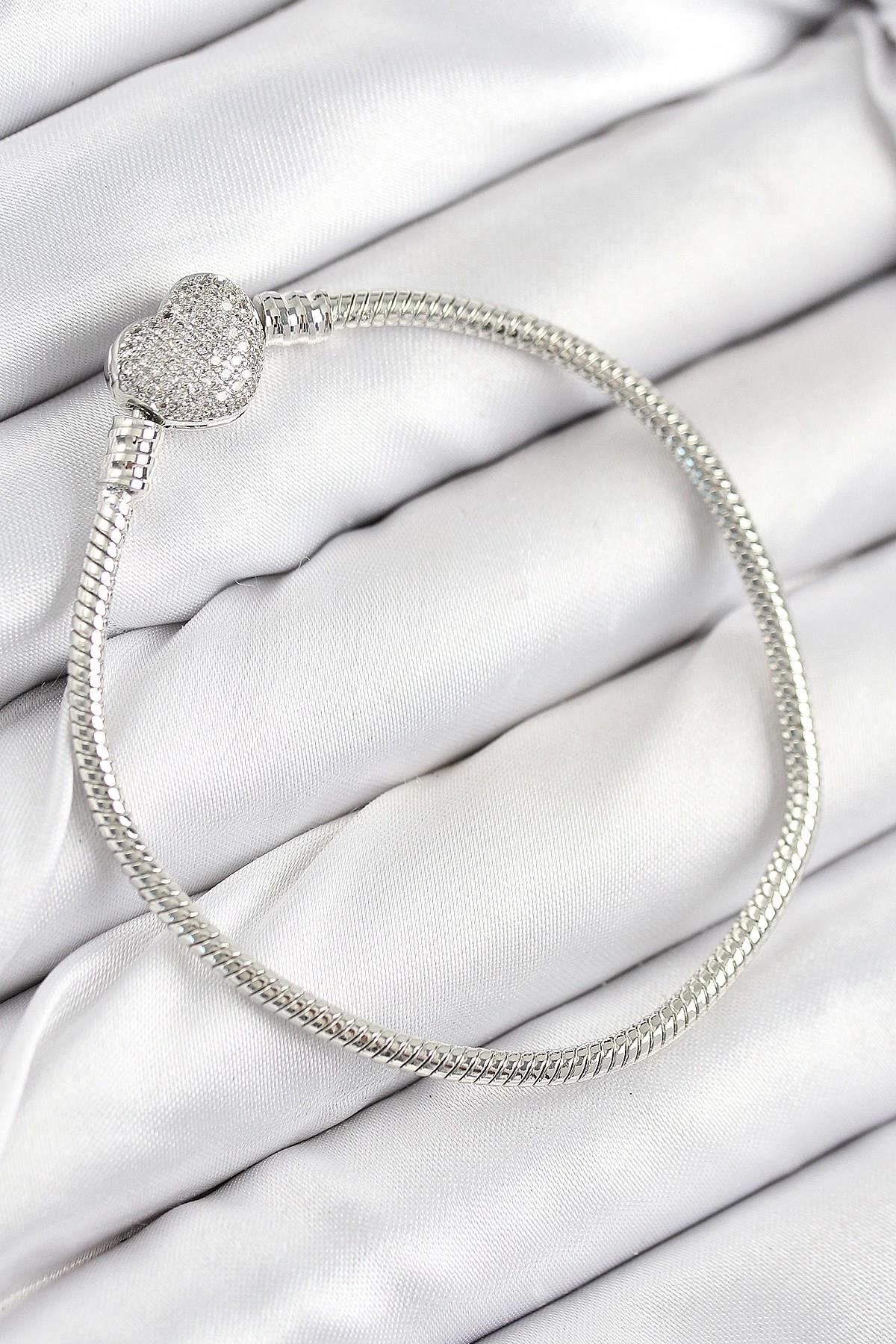 Mey İthalat® Pirinç Charm Zirkon Taşlı Kalp Model Gümüş Renk Kadın Bileklik