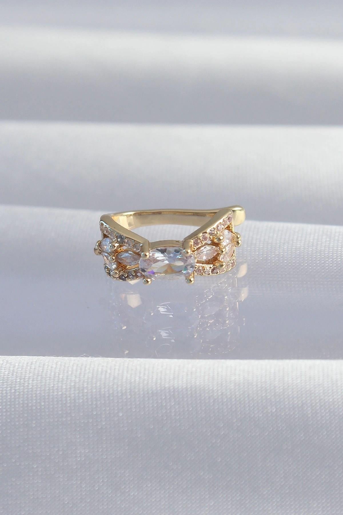 Mey İthalat® Pirinç Gold Renk Zirkon Taş Kaplama Earcuff Küpe