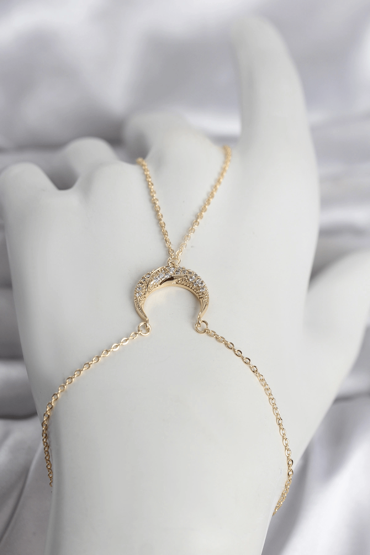 Pirinç Gold Renk Hilal Model Zirkon Taşlı Kadın Şahmeran
