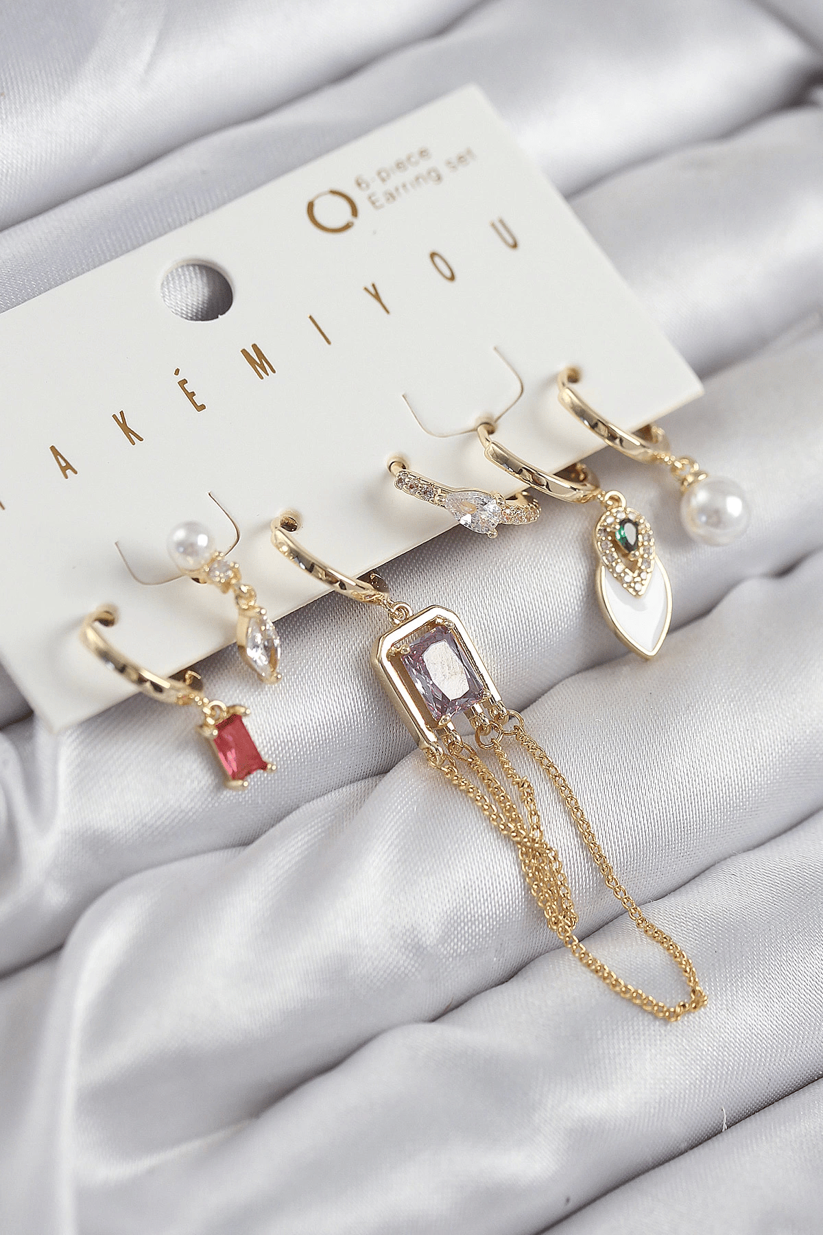 Pirinç Zirkon Taşlı Sallantılı Ve İncili Gold Renk 6'lı Küpe Set