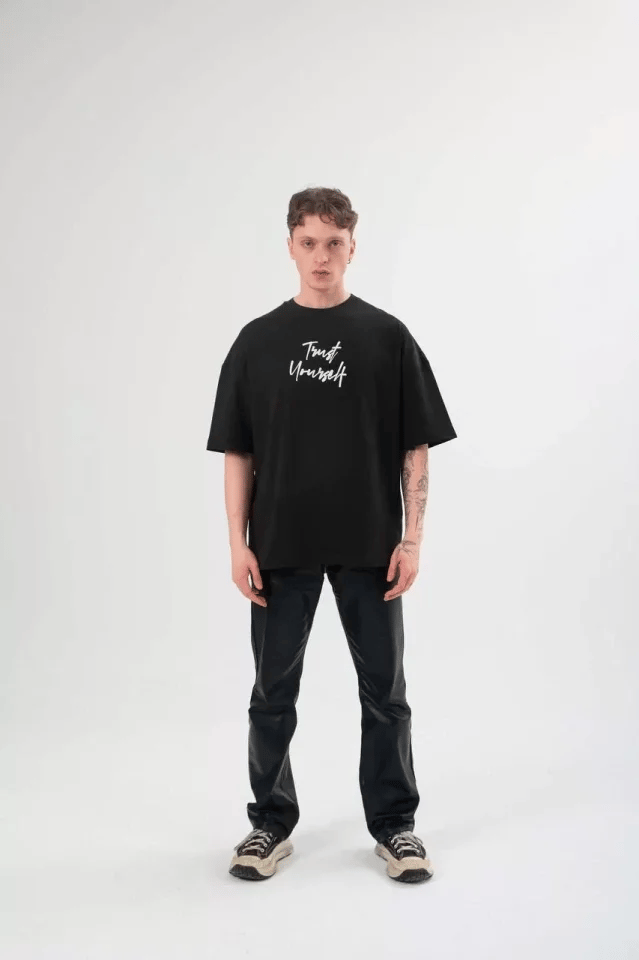 Unisex Bisiklet Yaka Baskılı Oversize T-shirt - Siyah