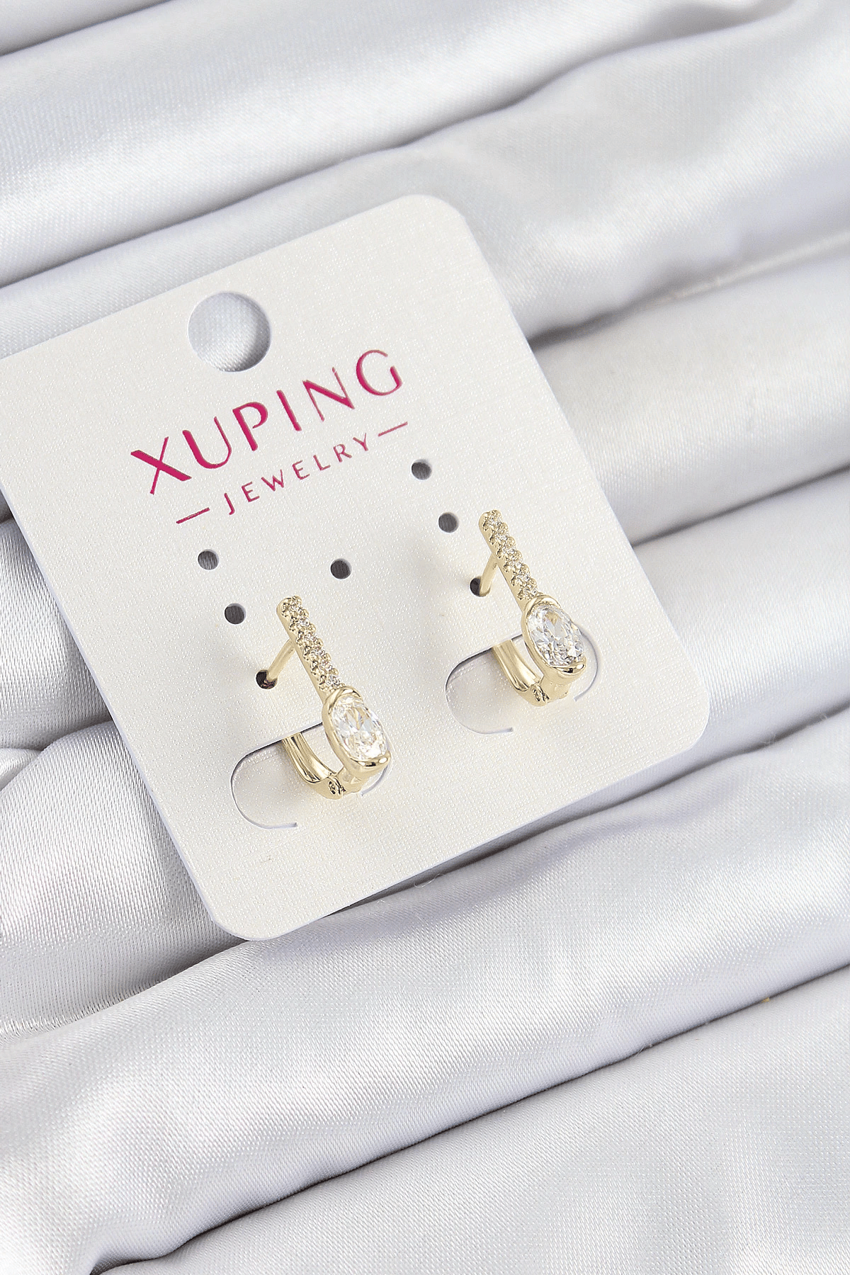 Xuping Zirkon Taşlı I Model Gold Renk Kadın Küpe