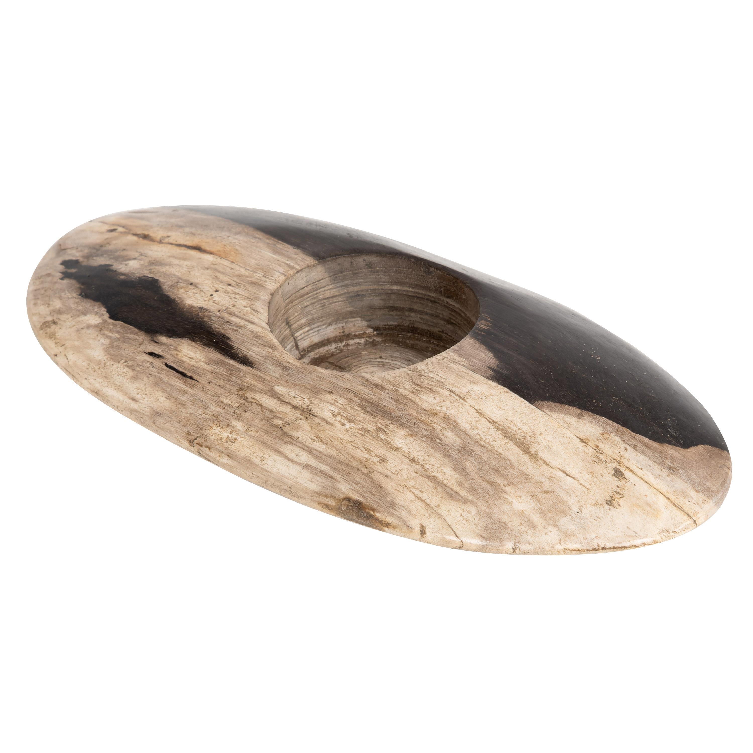 Oval Mumluk S  Fosil Ağaç-18 cm x 10 cm x 3 cm