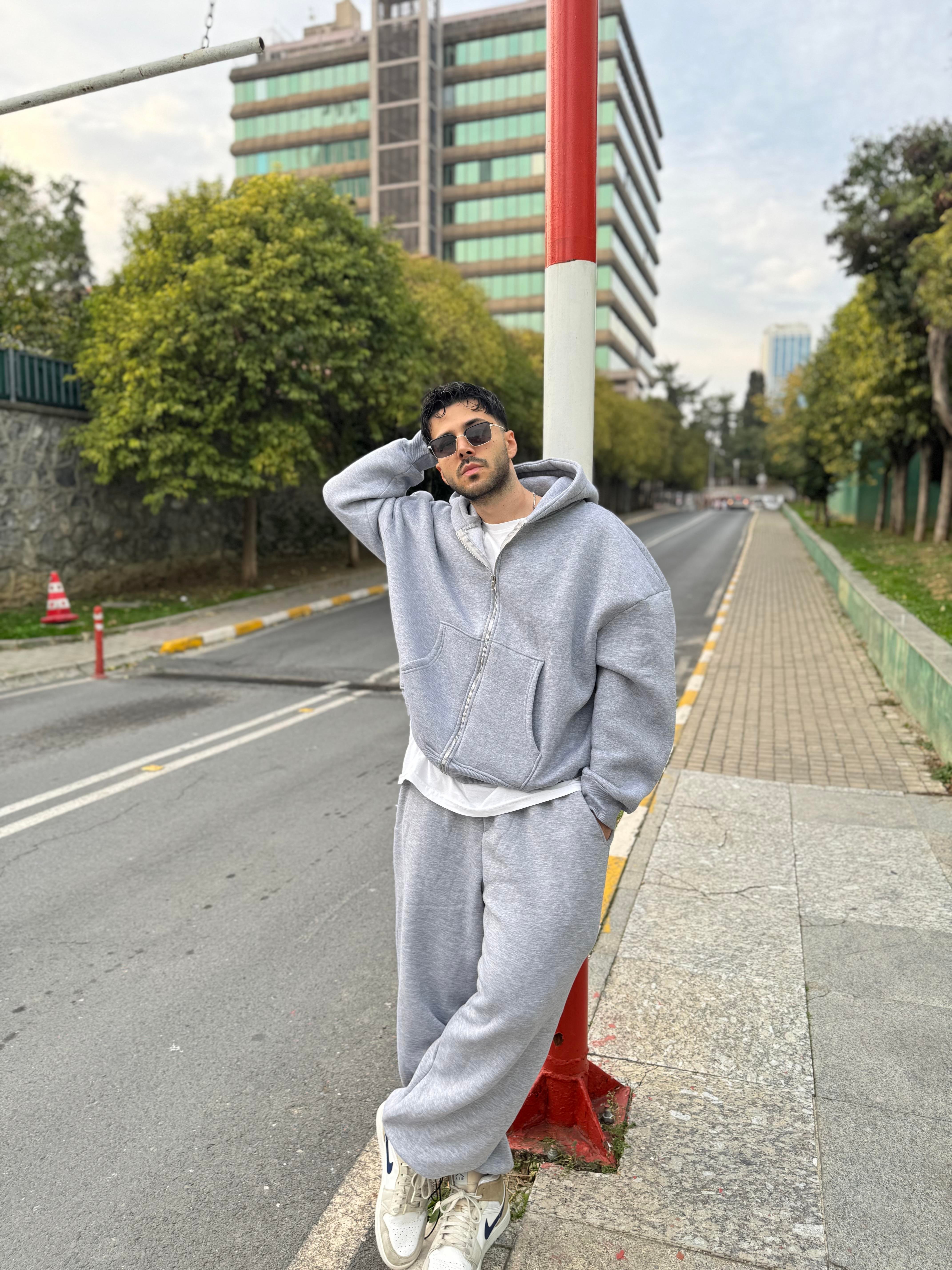 Gri Eşofman Takım