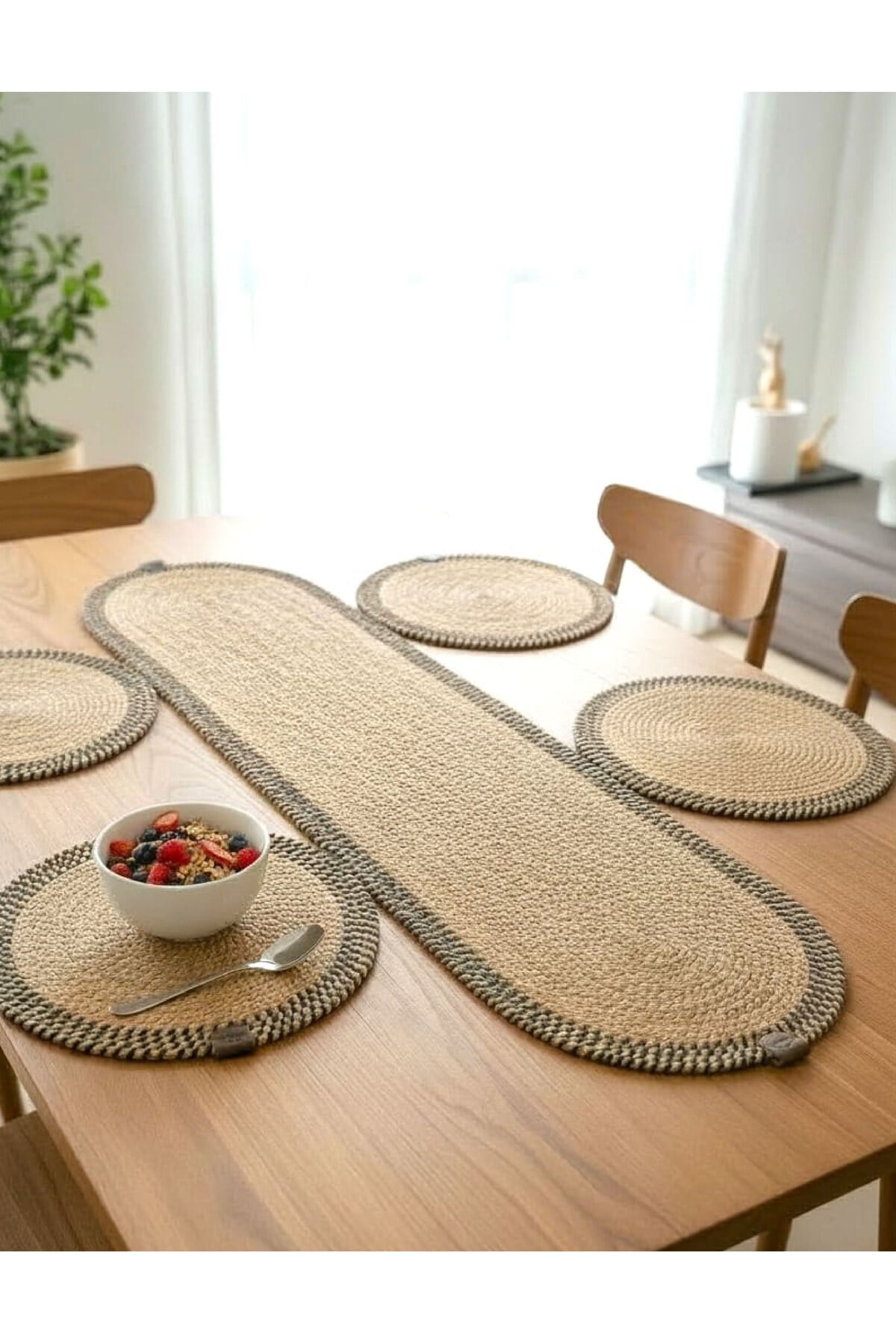 Leke Tutmaz Örgü Sofra Seti 4 Supla 33 cm ve 1 Runner 35x100 cm Takım Modern Amerikan Servis