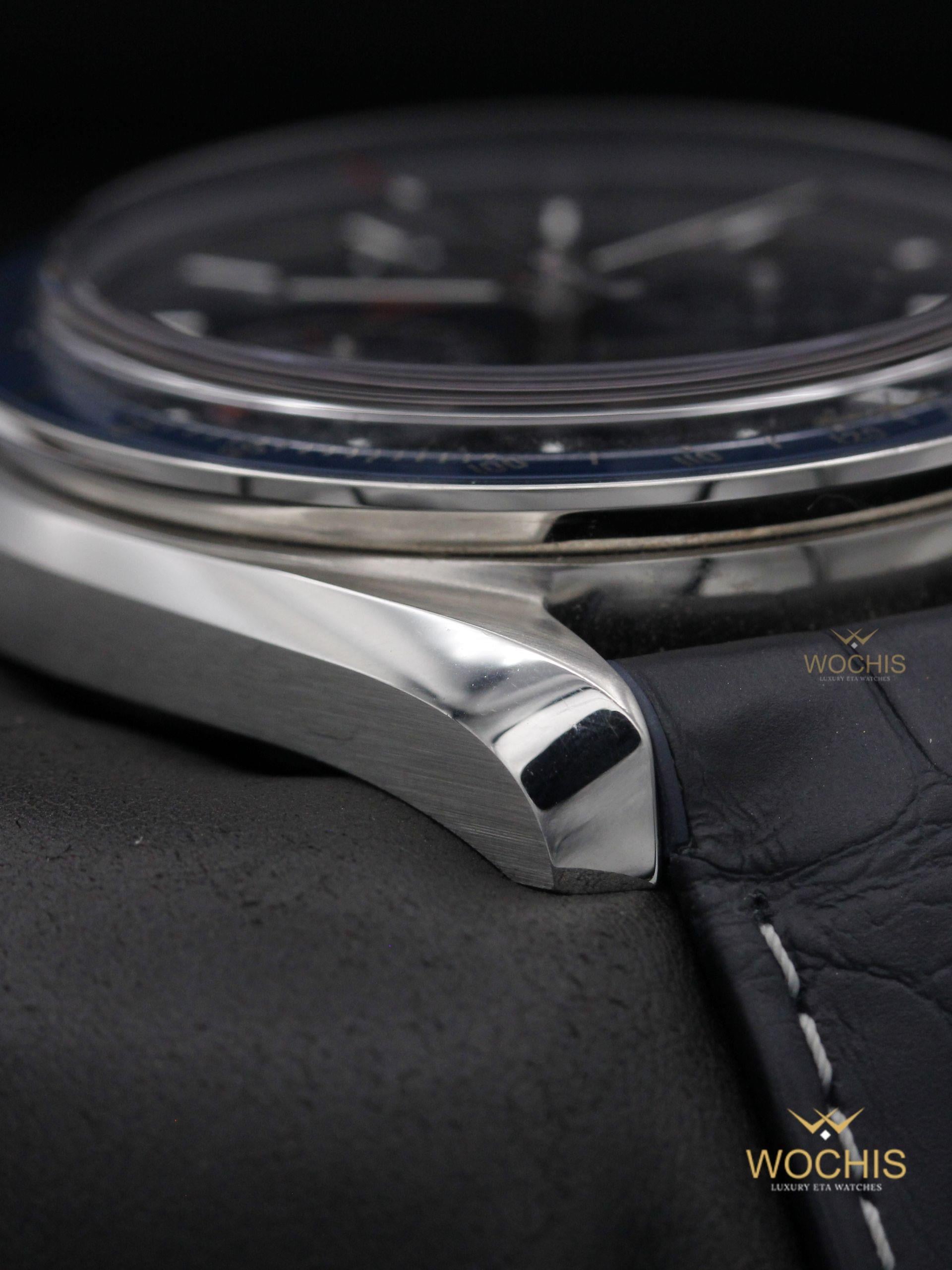 Omega Speedmaster Moonphase 304.33.44.52.03.001-8733 (Stainless Steel - 44 - Blue)