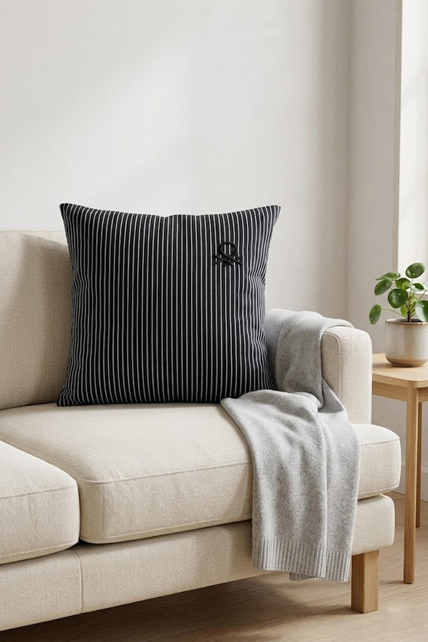 Be-28464-Bk  100% Pamuk 45*45 Cm Çizgili Kırlent Dolu Siyah Çizgili