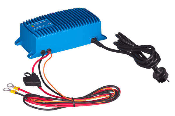 BLUE SMART IP67 CHARGER 12V/7A(1)