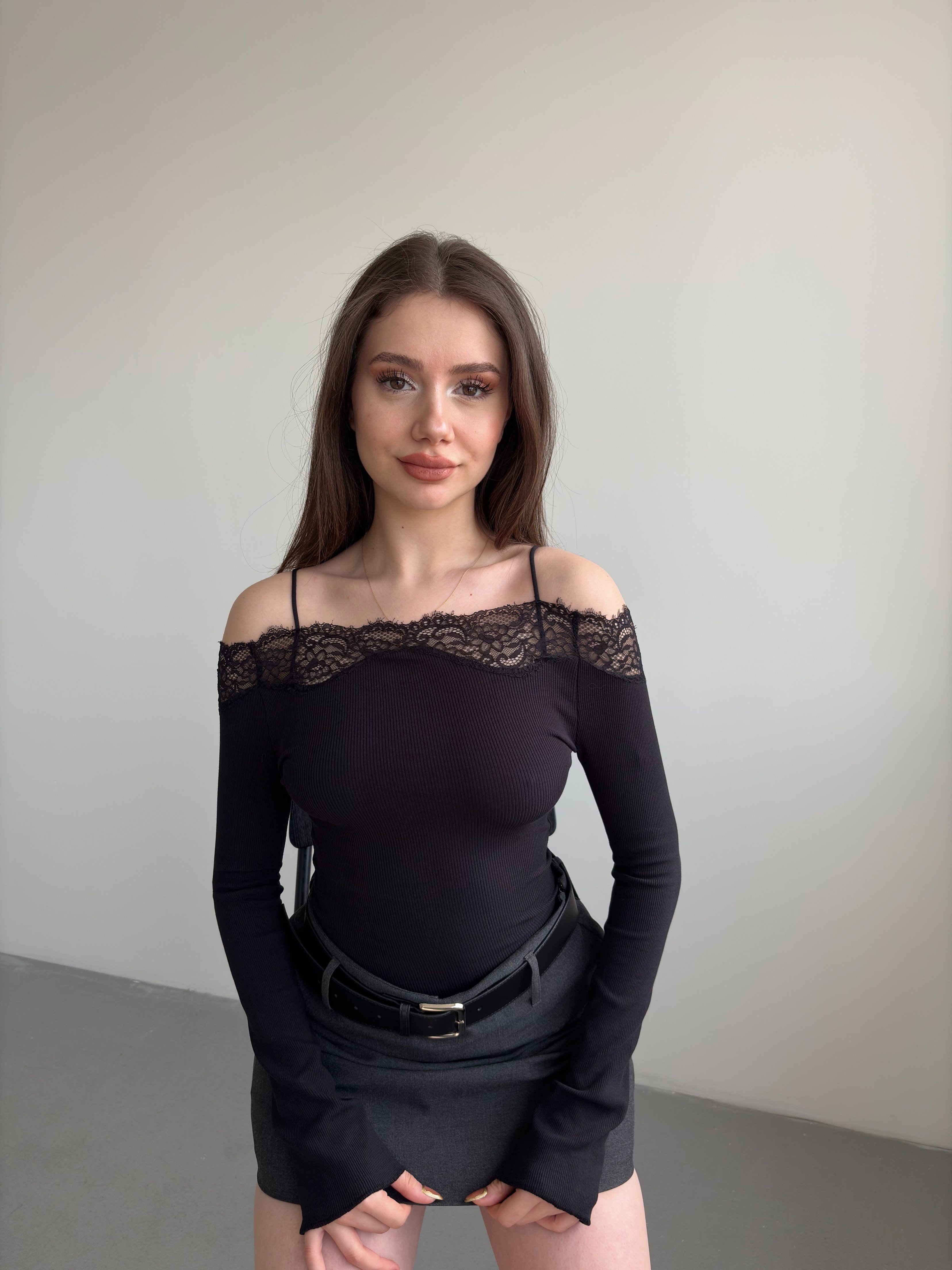 Dantel Askılı Bodysuit