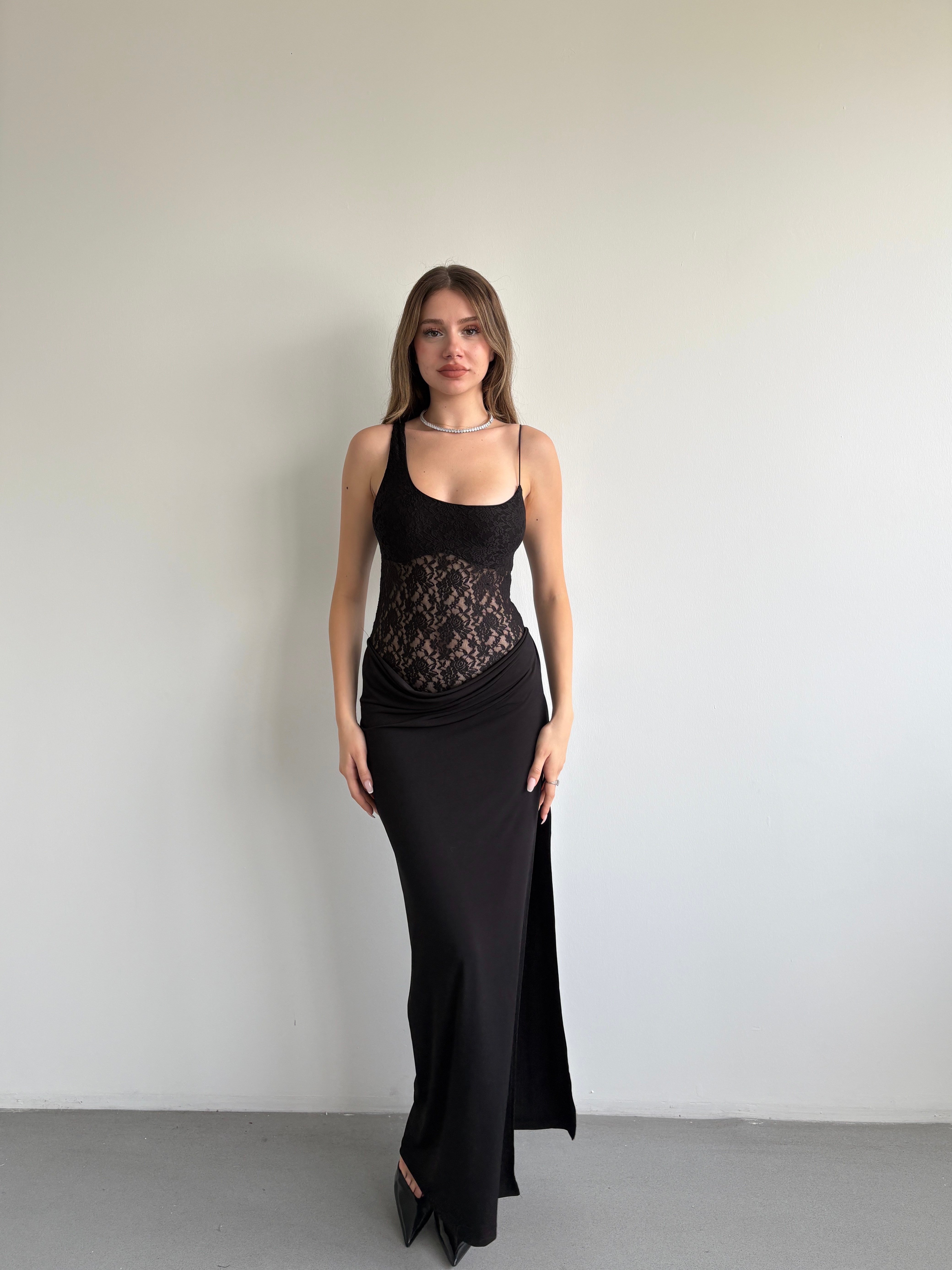 Dantel Bodysuit Detay Elbise