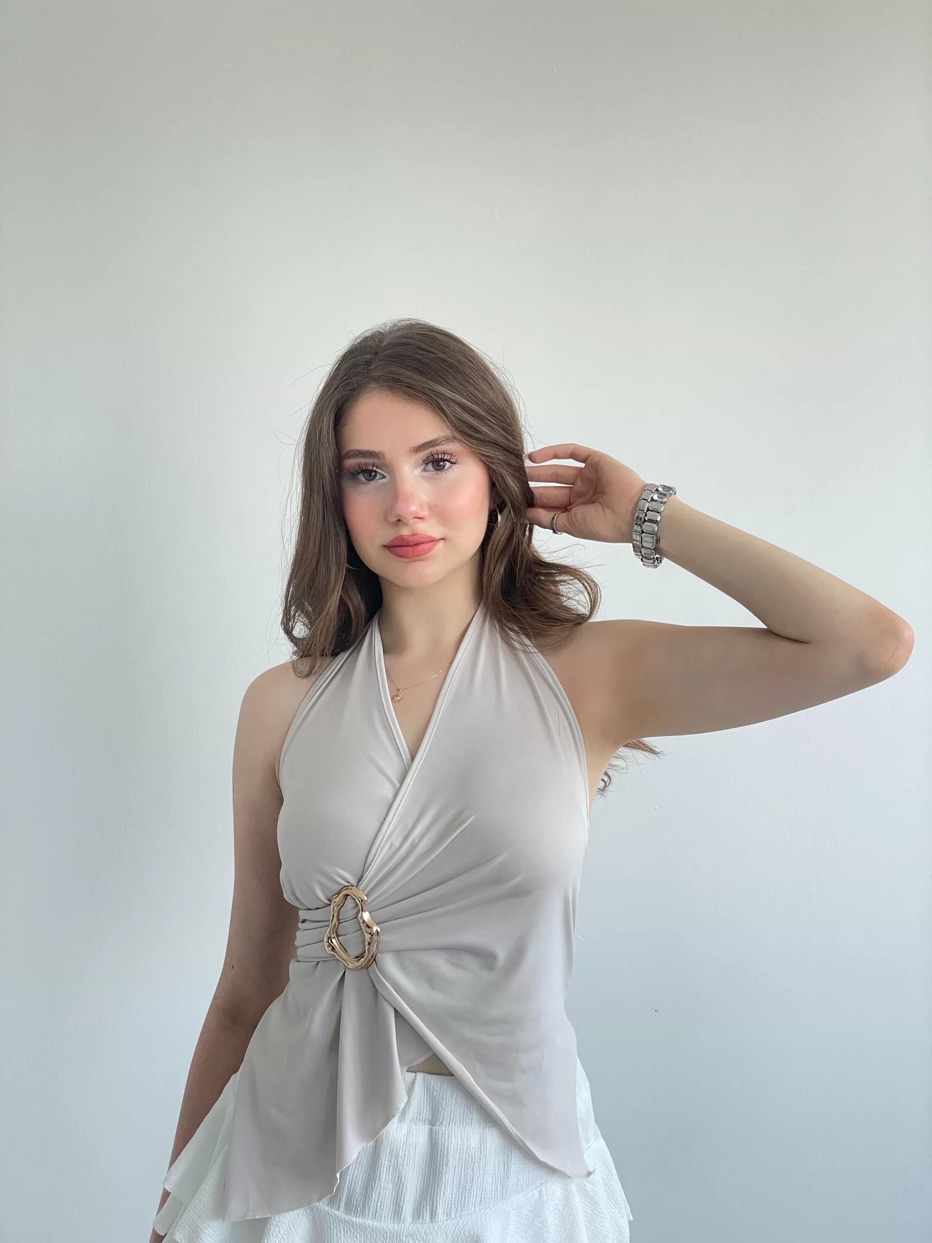 Halter Tokalı Sandy Bluz