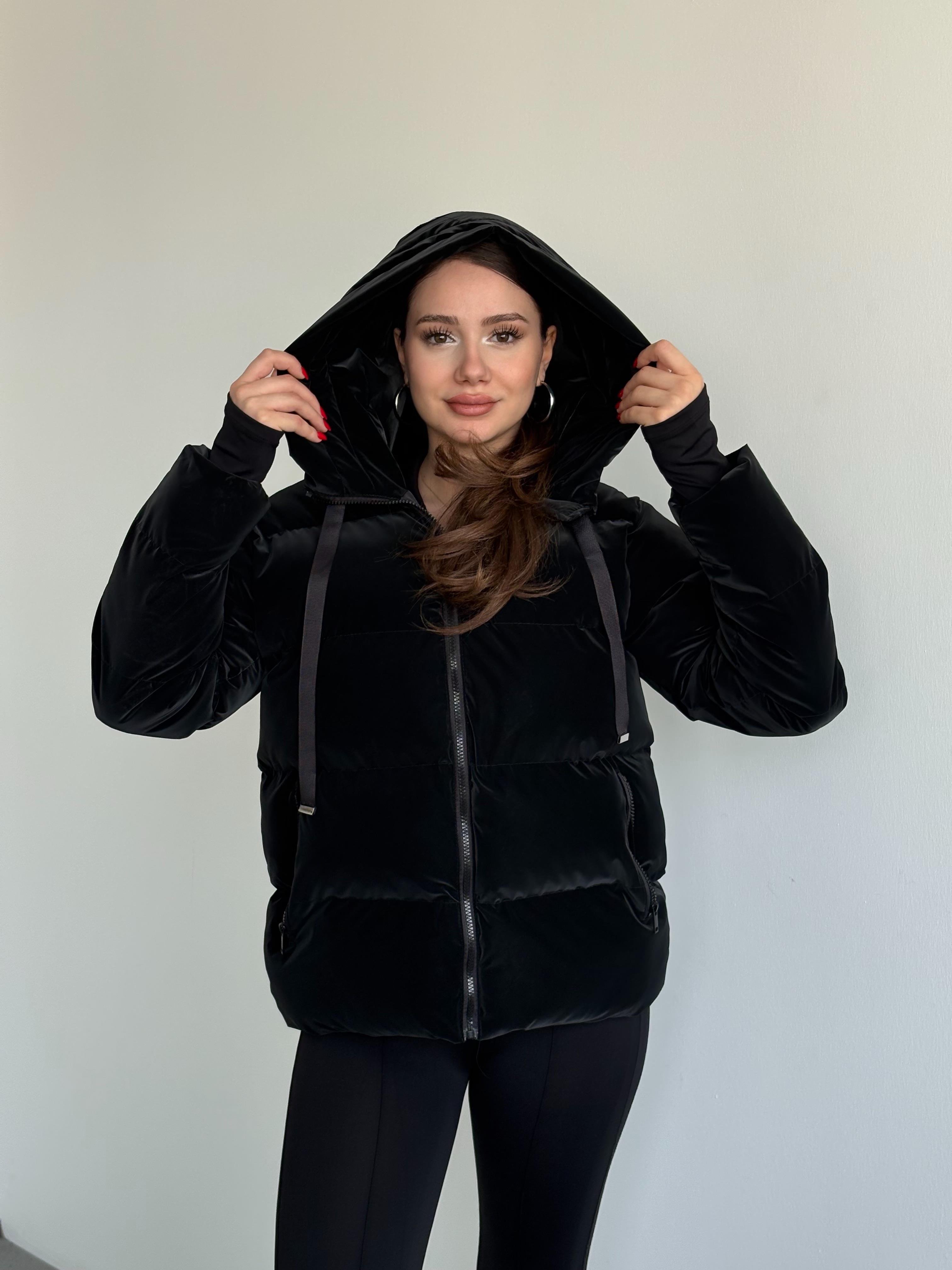 Kapuşonlu Şişme Mont