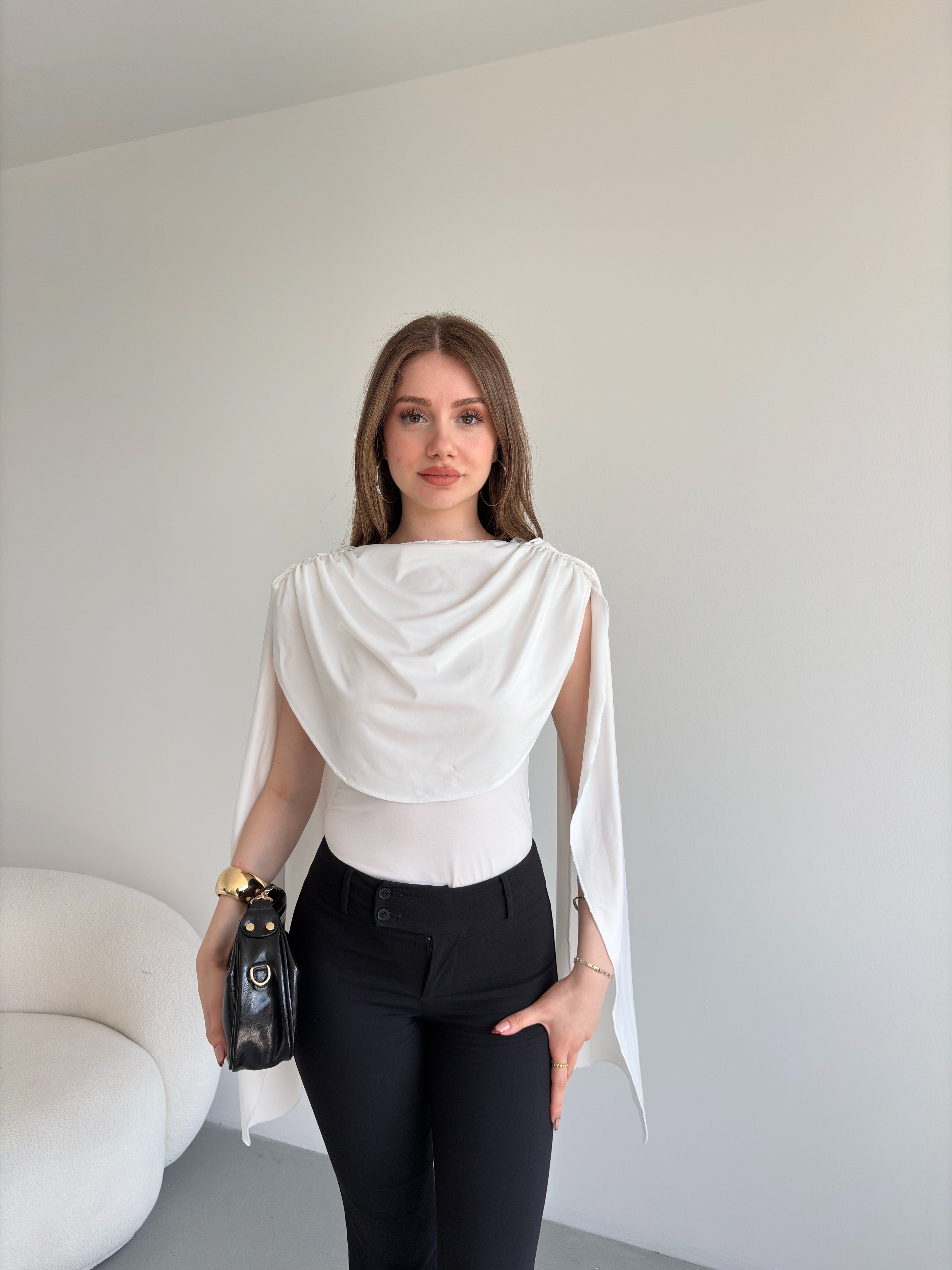 pelerin Bodysuit