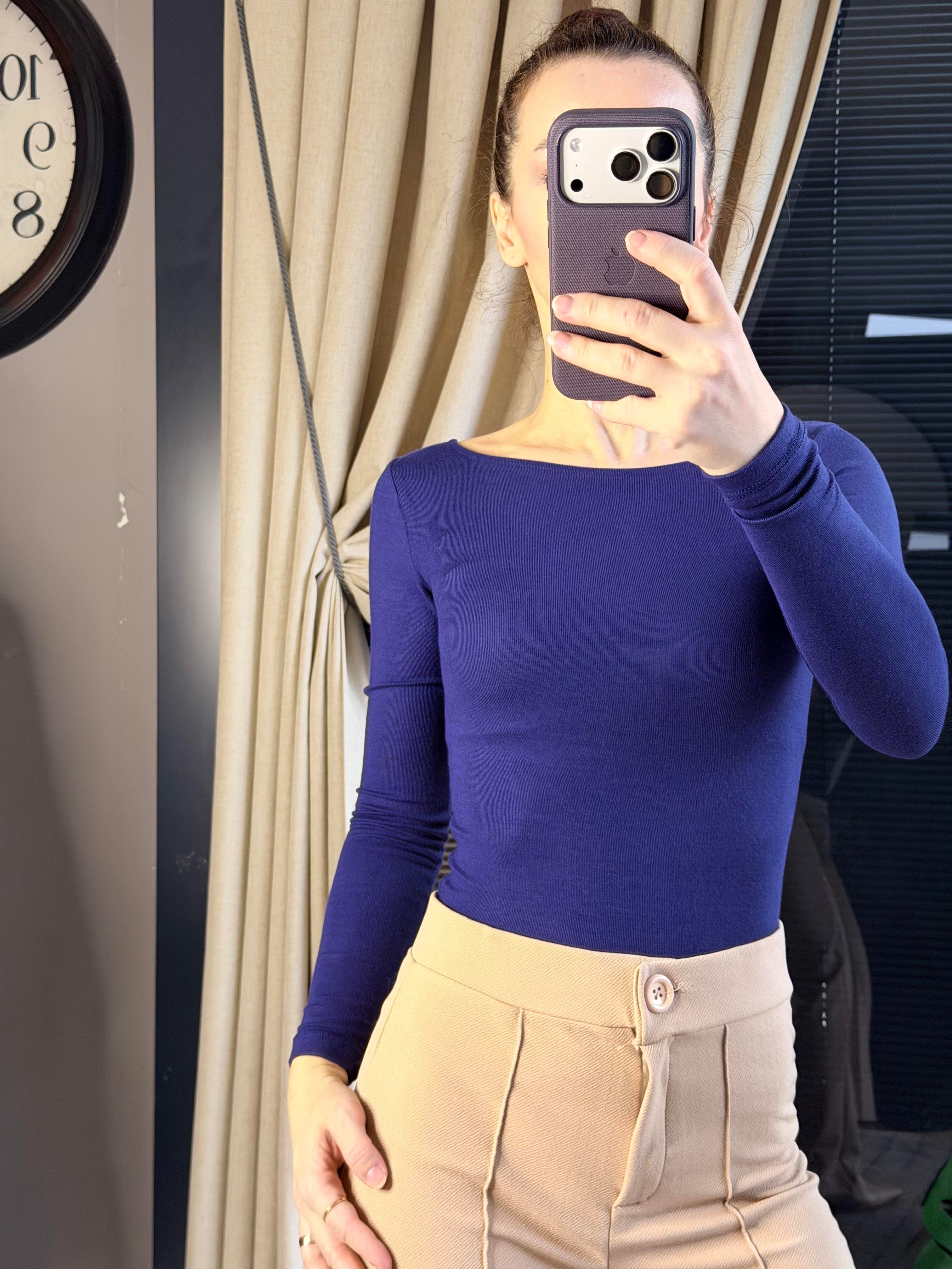 Kayık Yaka Lacivert Renk Body