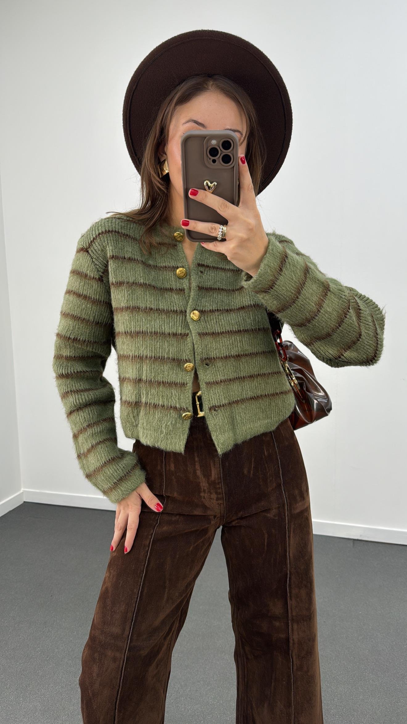 Anka Kahve-Yeşil Çizgili Gold Düğmeli Triko