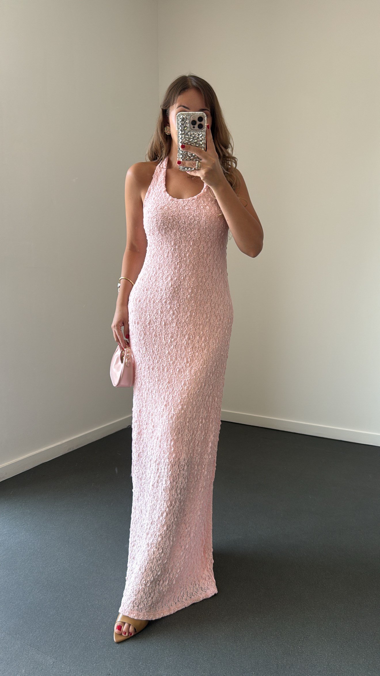 Arisu Pembe Halter Yaka Dantelli Maxi Elbise