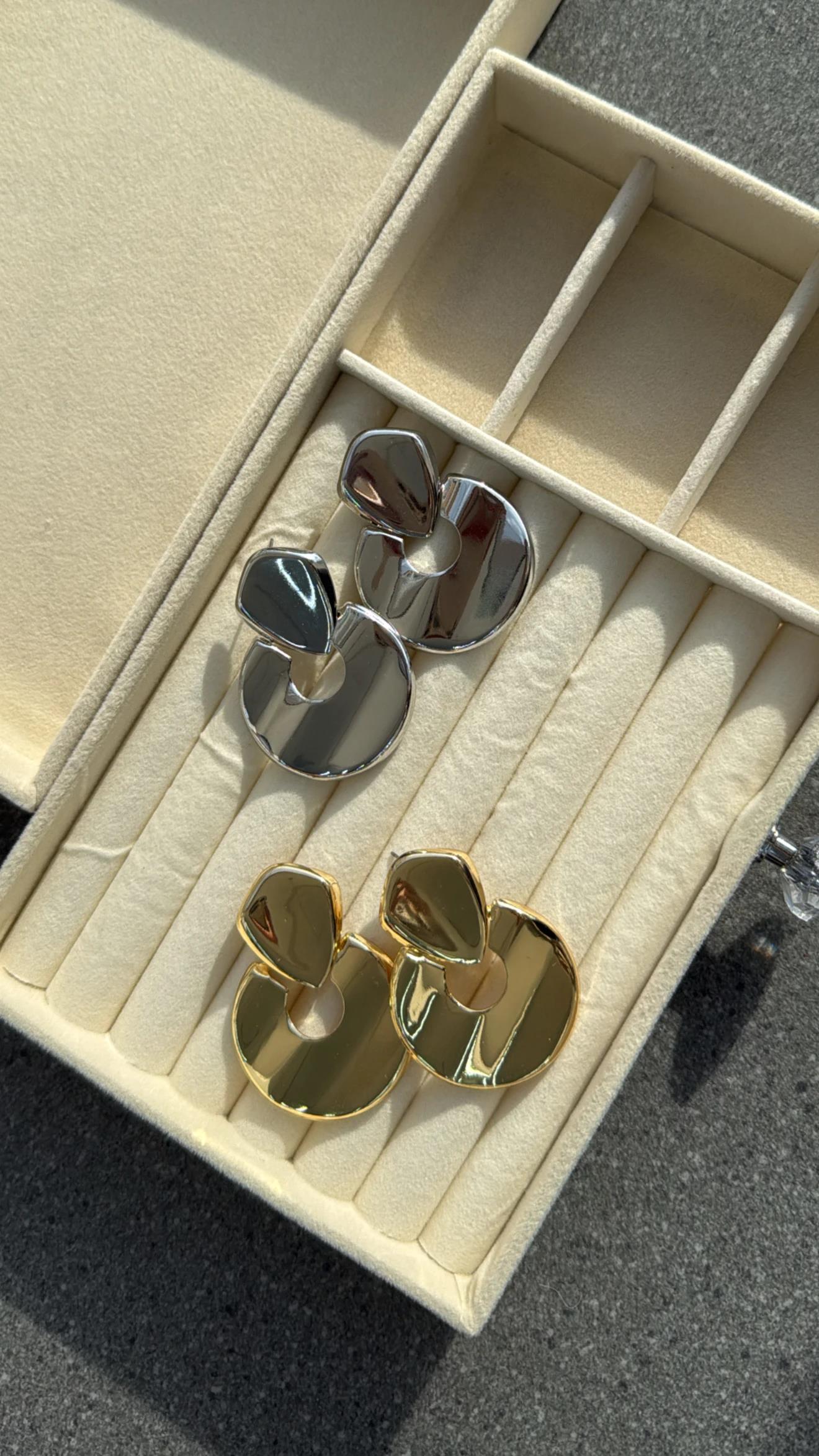 Ashkan Tasarım Küpe