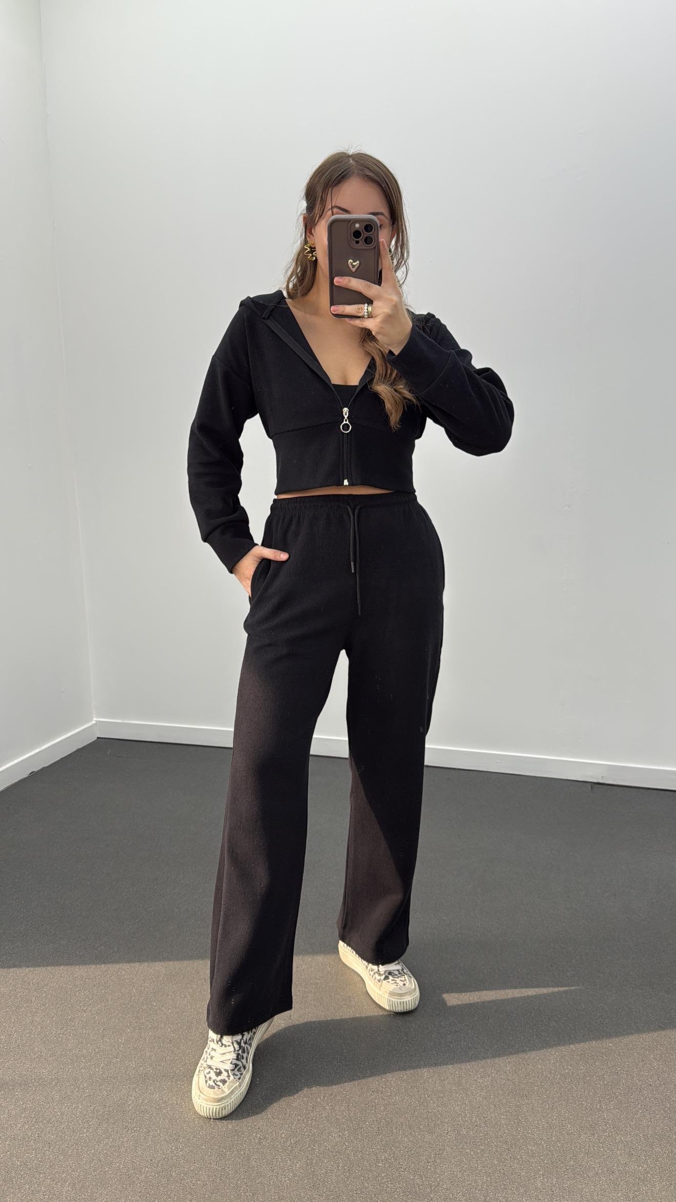 Bianca Siyah Fitilli Triko Crop Hırka Eşofman Takım