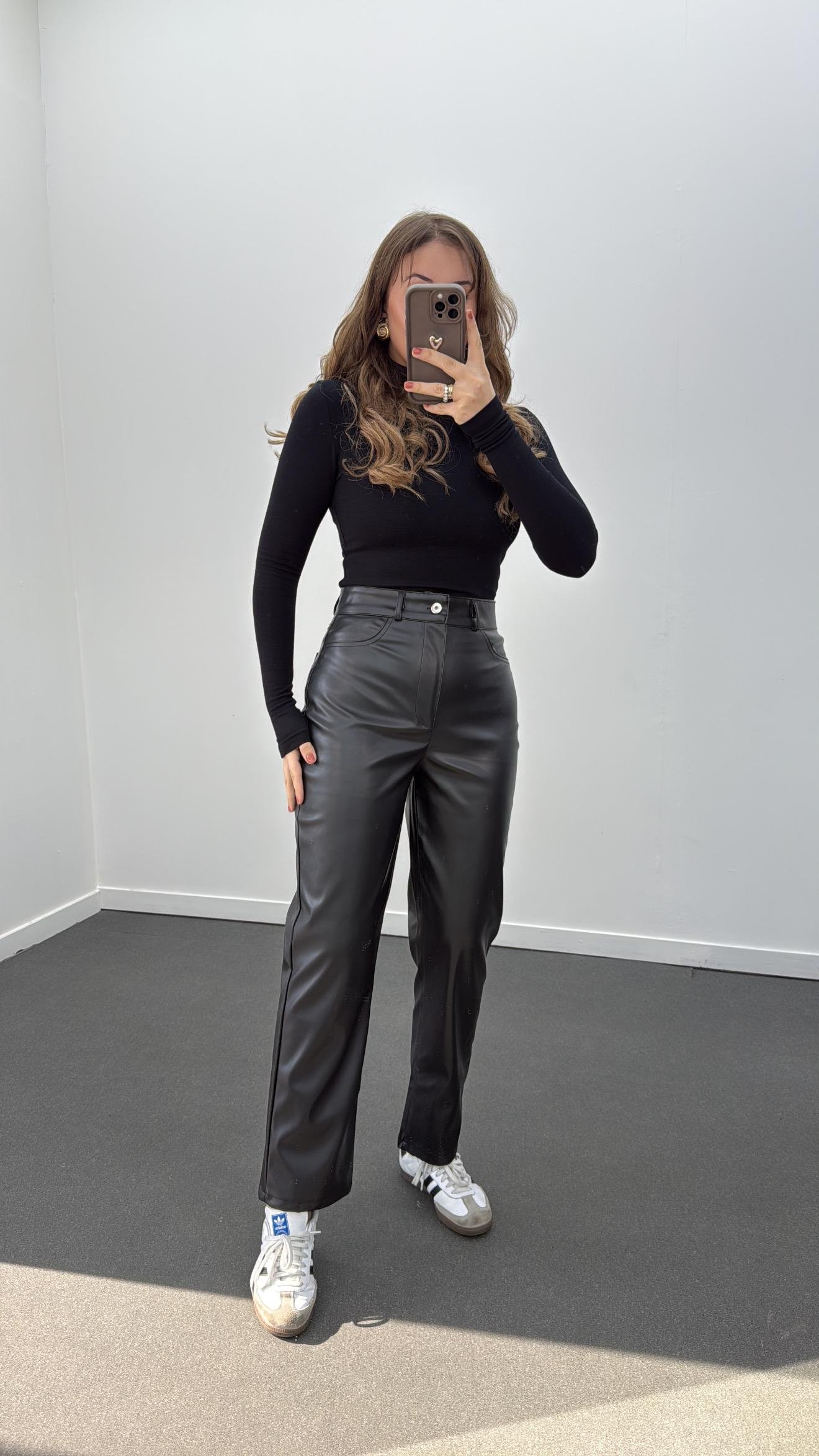 Bolivia Siyah Yüksek Bel Slim Straight Deri Pantolon