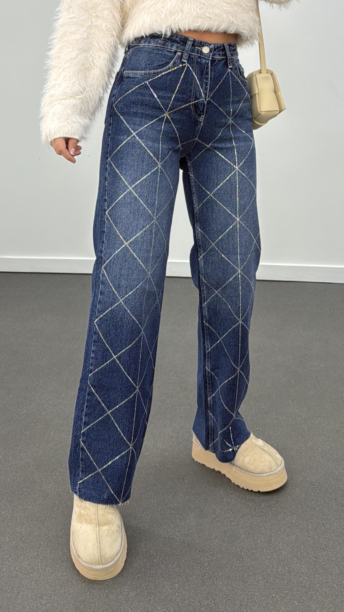 Dakota Baklava Taş Aksesuarlı Straight Jean